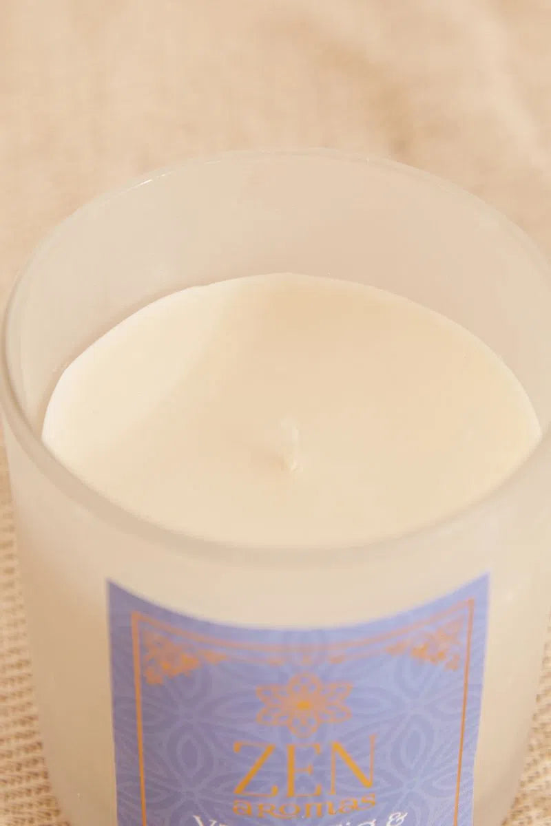 Vanilla, Fig and Honeycomb Scented Zen Candle - Detail 1