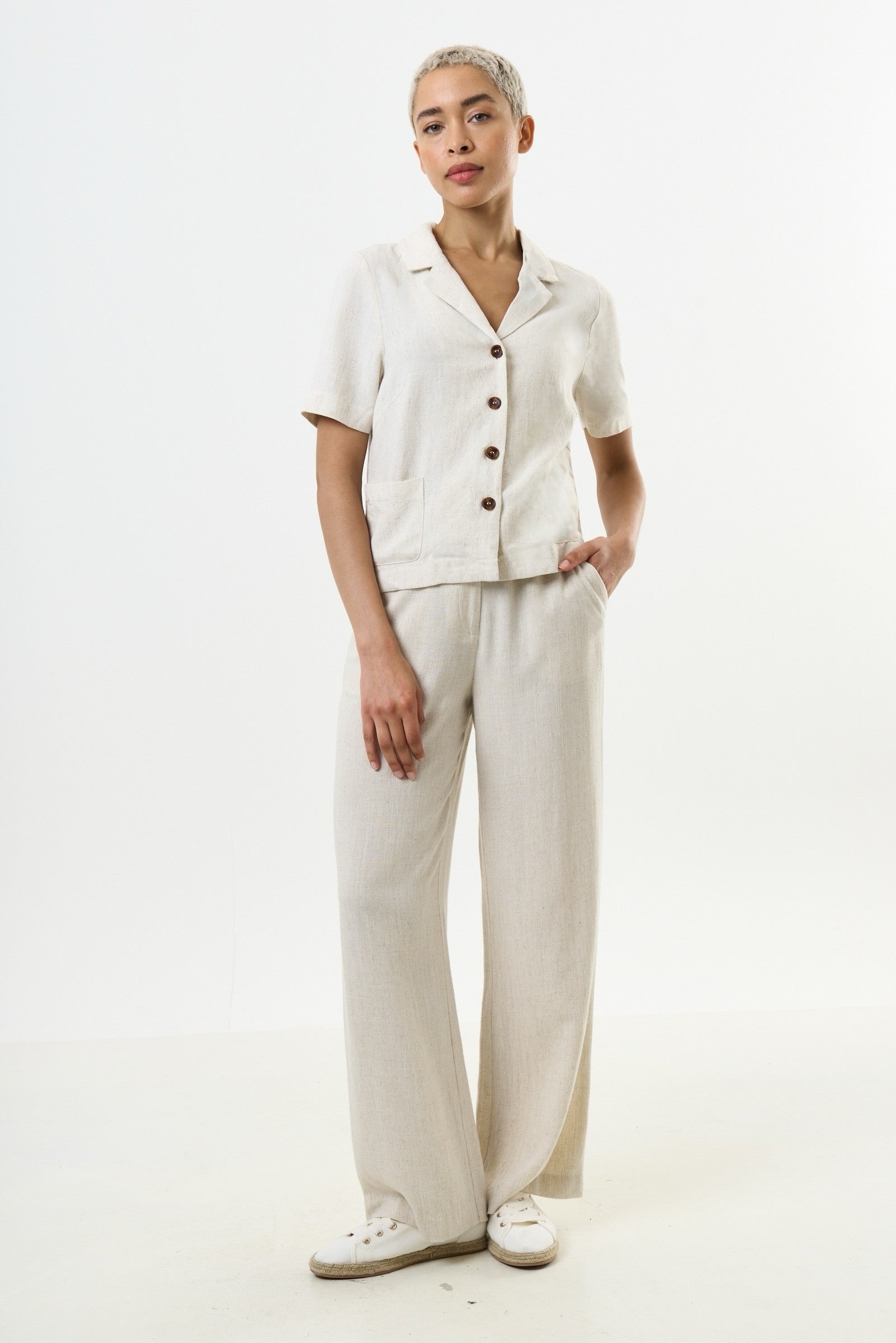 Kit Linen Mix 2 Pocket Short Sleeve Resort Shirt-Natural