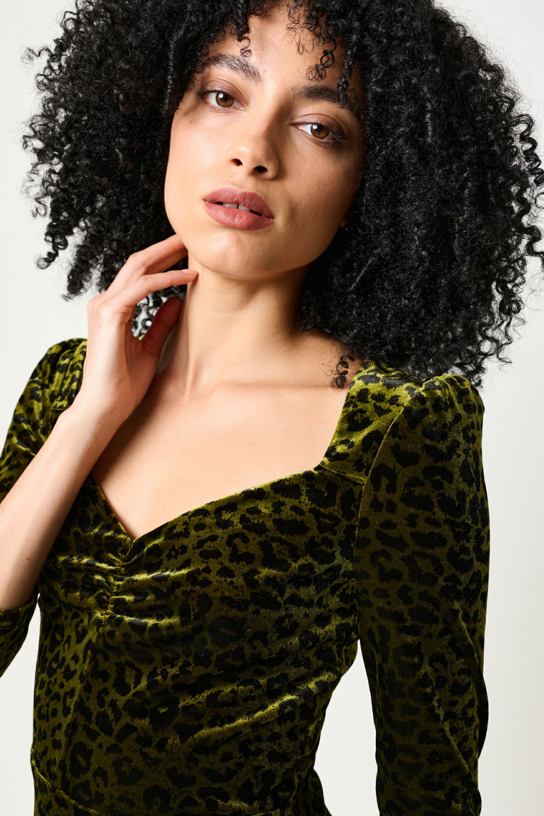 Ambrose Velvet Roar Midi Dress - Kiwi