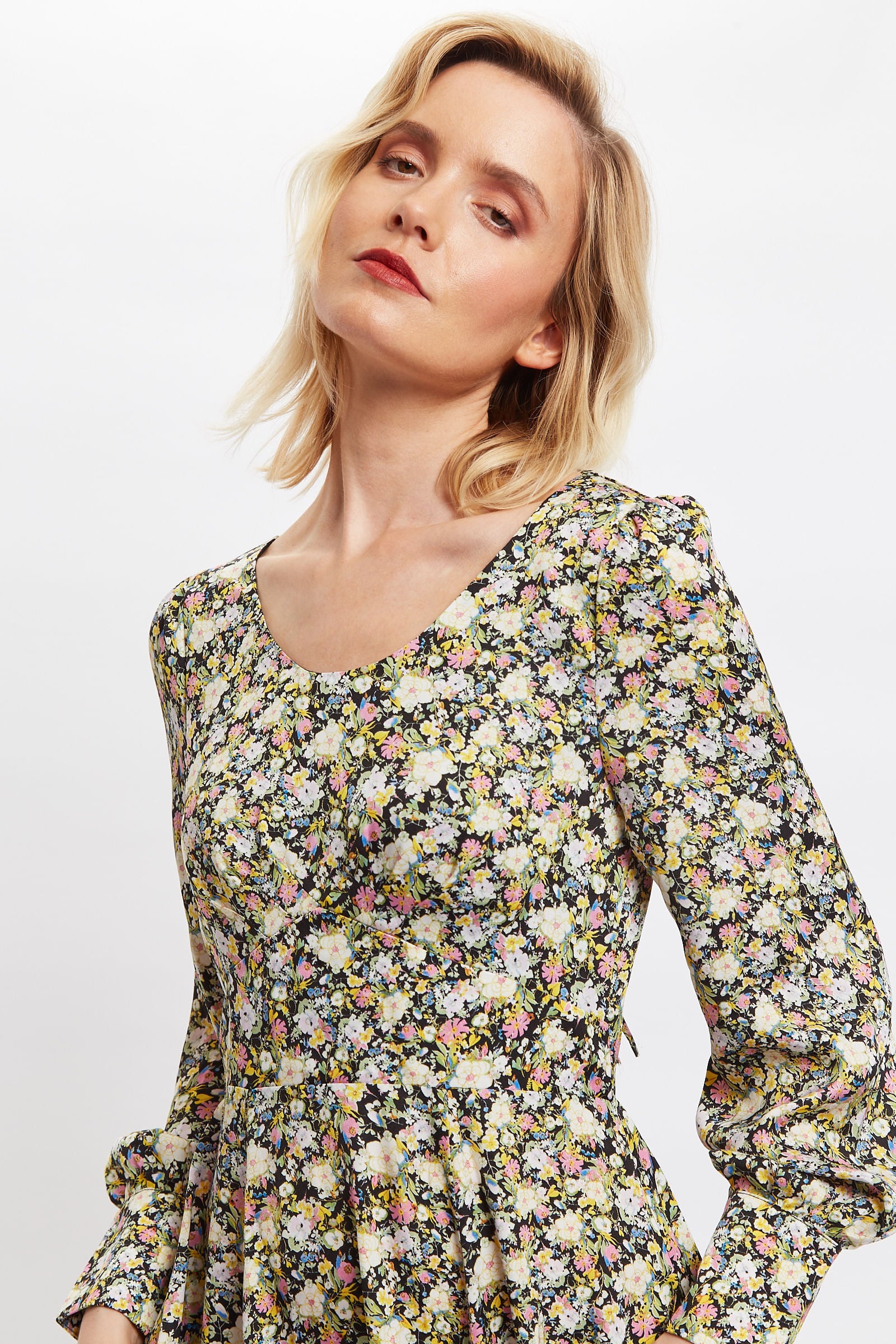 Louche Arwen Petal Parade Print V Back Midi Dress - Detail 1