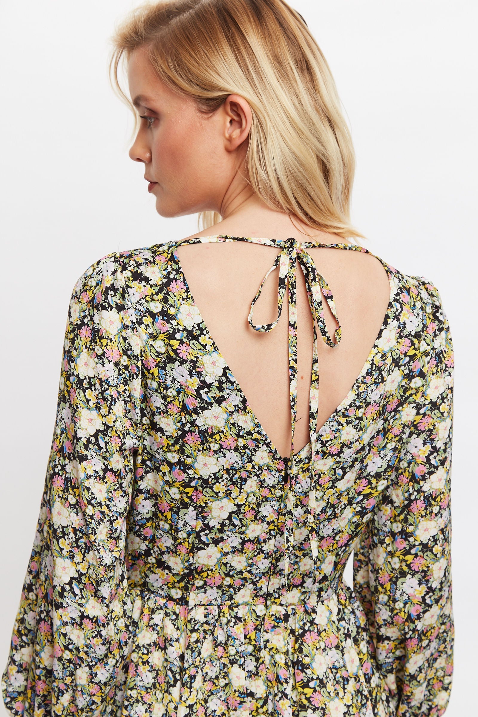 Louche Arwen Petal Parade Print V Back Midi Dress - Detail 3