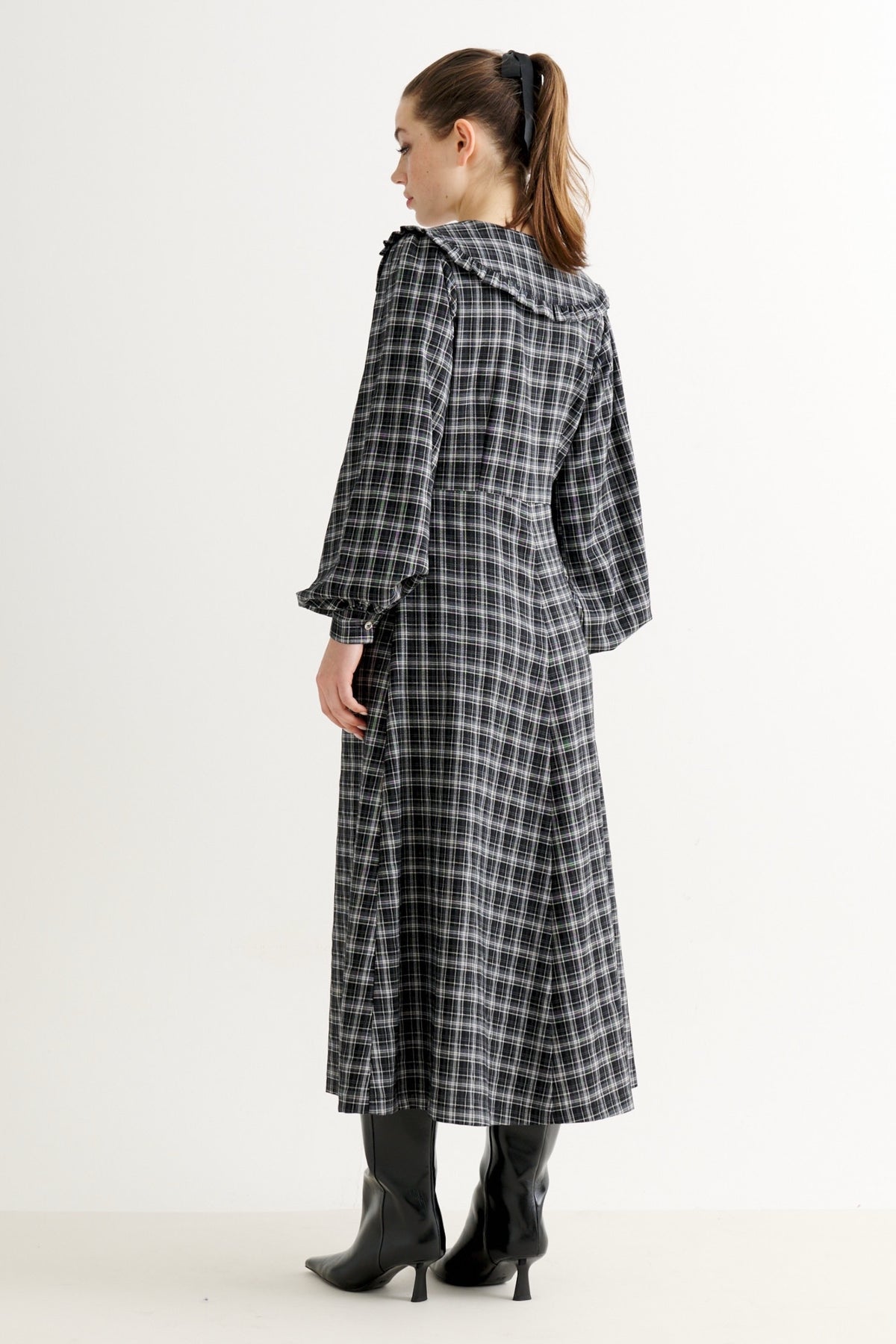 Alva Shadow Check Long Sleeve Midi Dress - Black & White