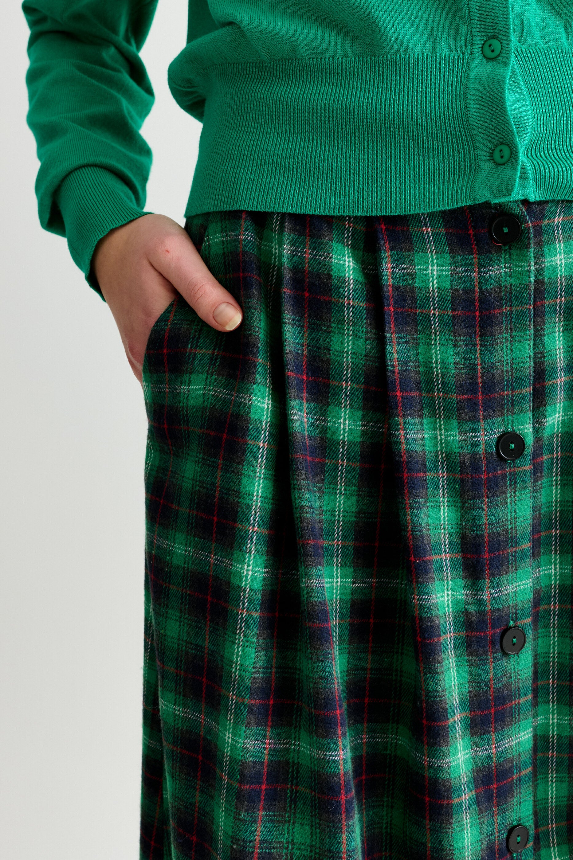 Bia Winter Check Button Through Midaxi Skirt – Green
