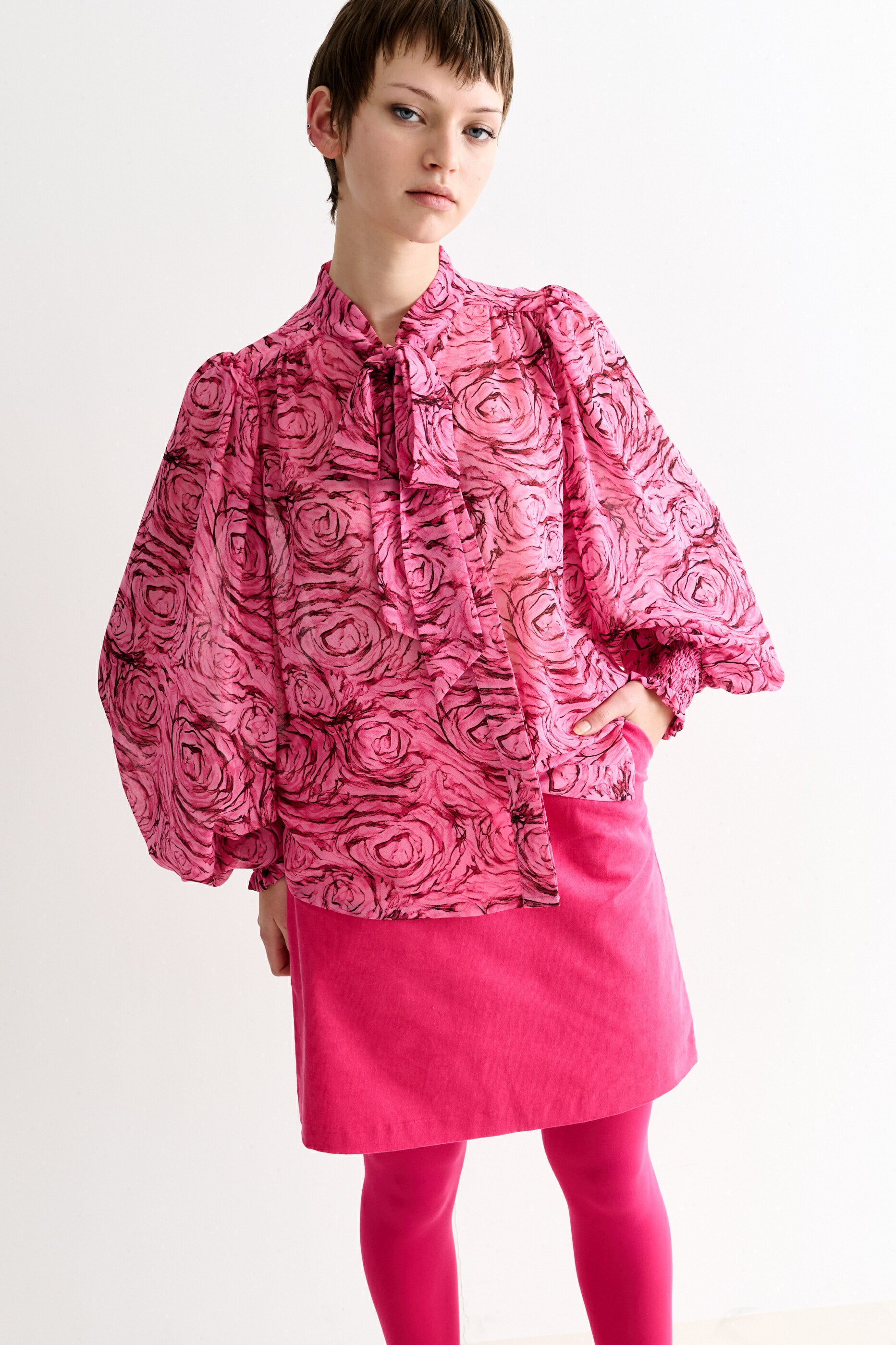 Boo Rosechild Tie Neck Blouse – Pink