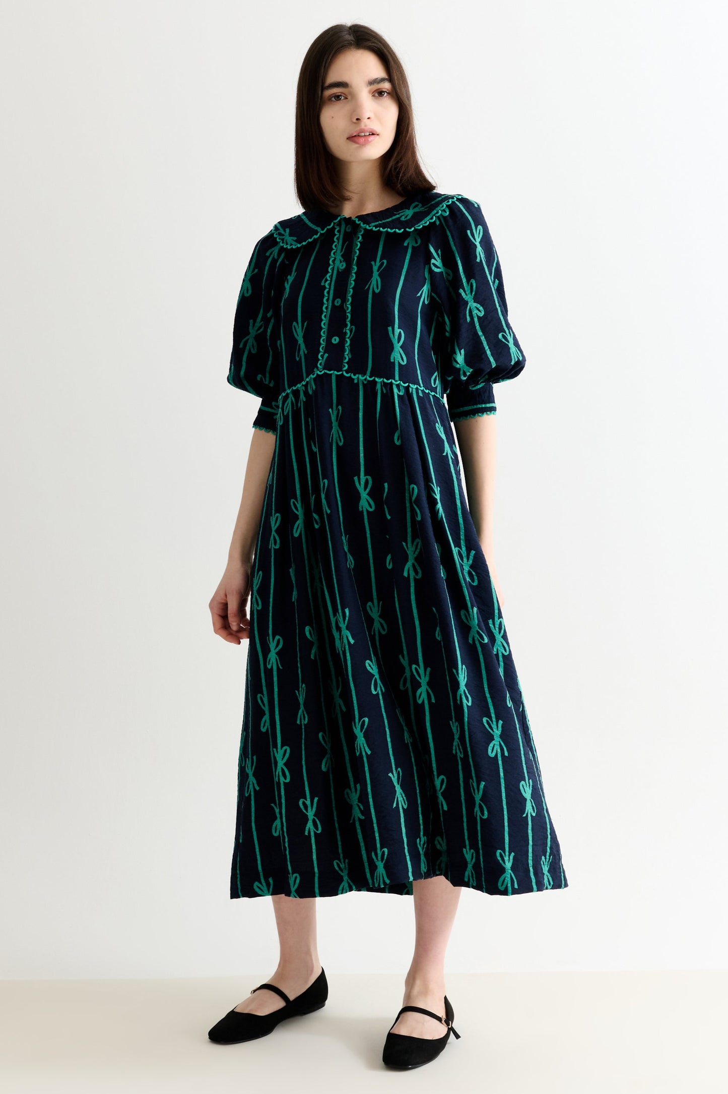 Caris Tie Up Statement Collar 3/4 Sleeve Midi Dress