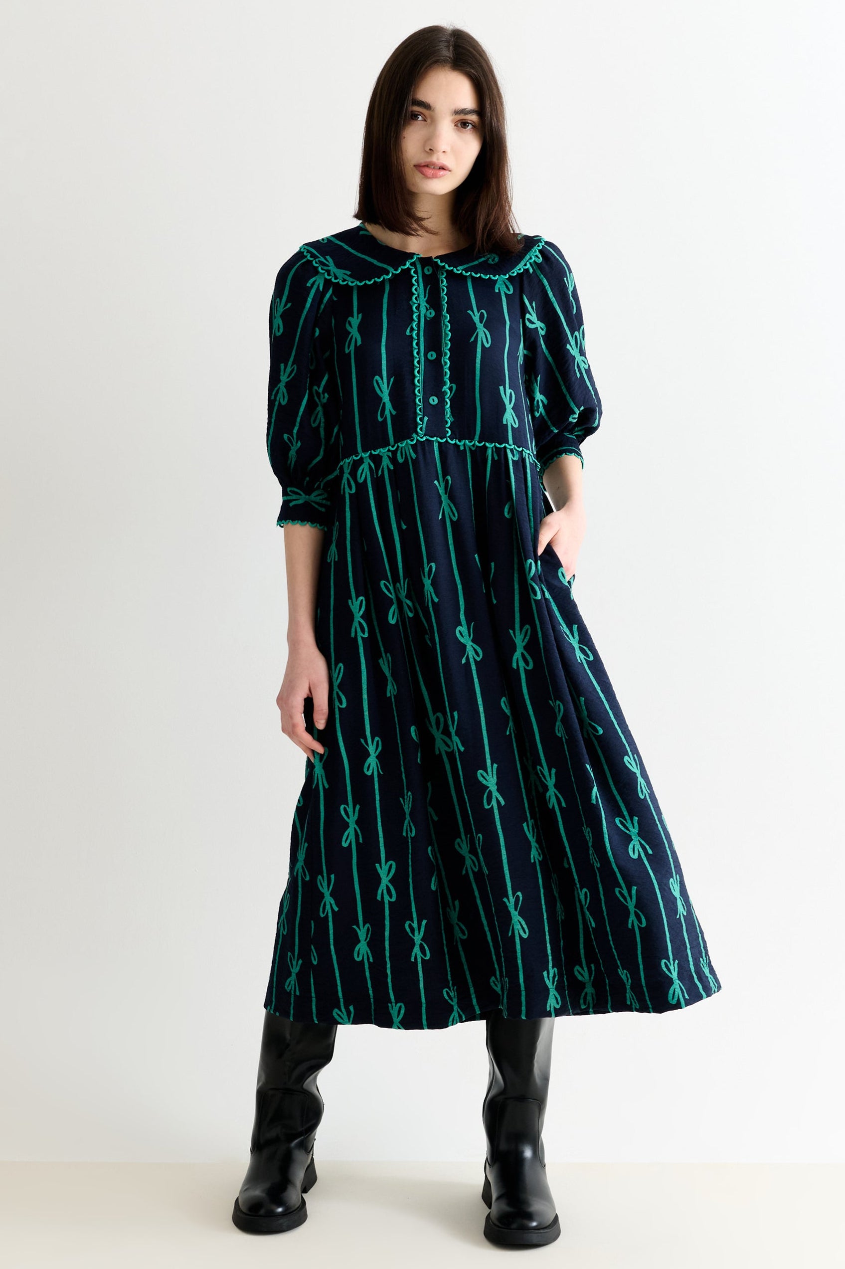 Caris Tie Up Statement Collar 3/4 Sleeve Midi Dress