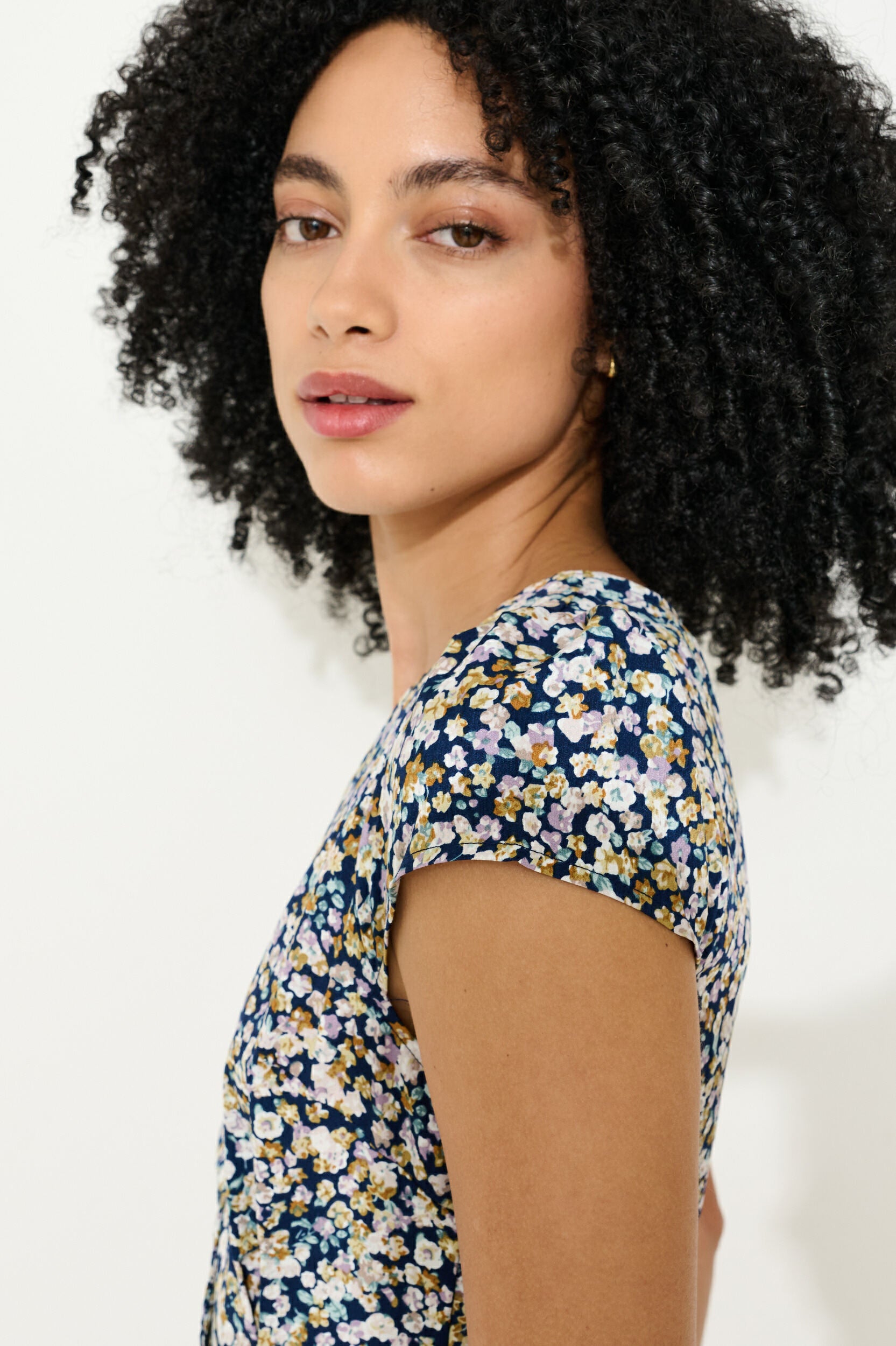 Cathleen Floral 20 Navy