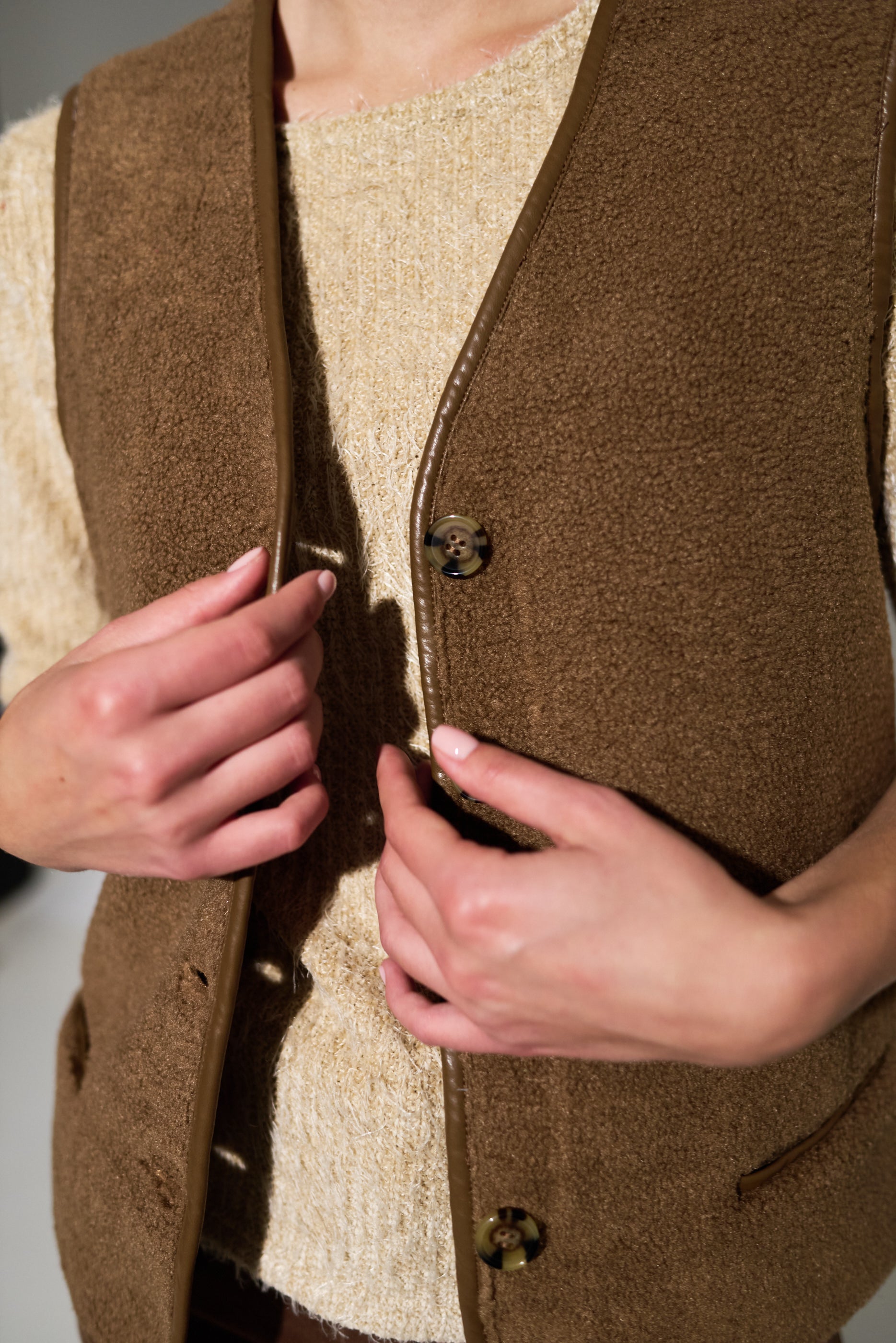 Chris Borg GiIet - Nutmeg - Detail 3