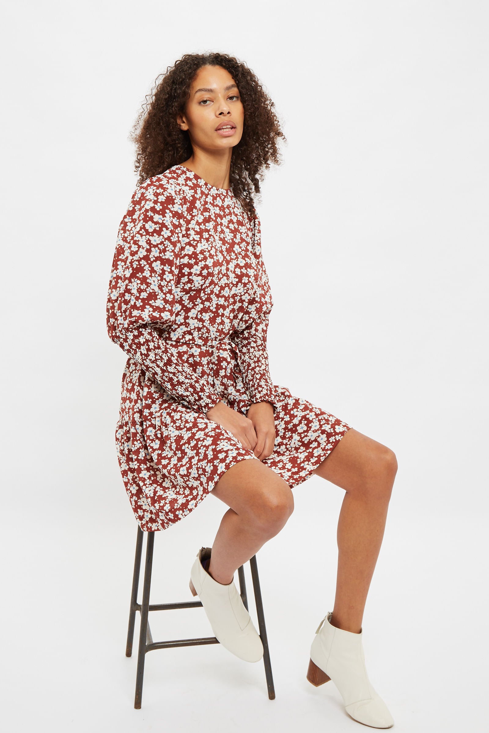 Daphne Pretty Woman Print Statement Sleeve Mini Dress