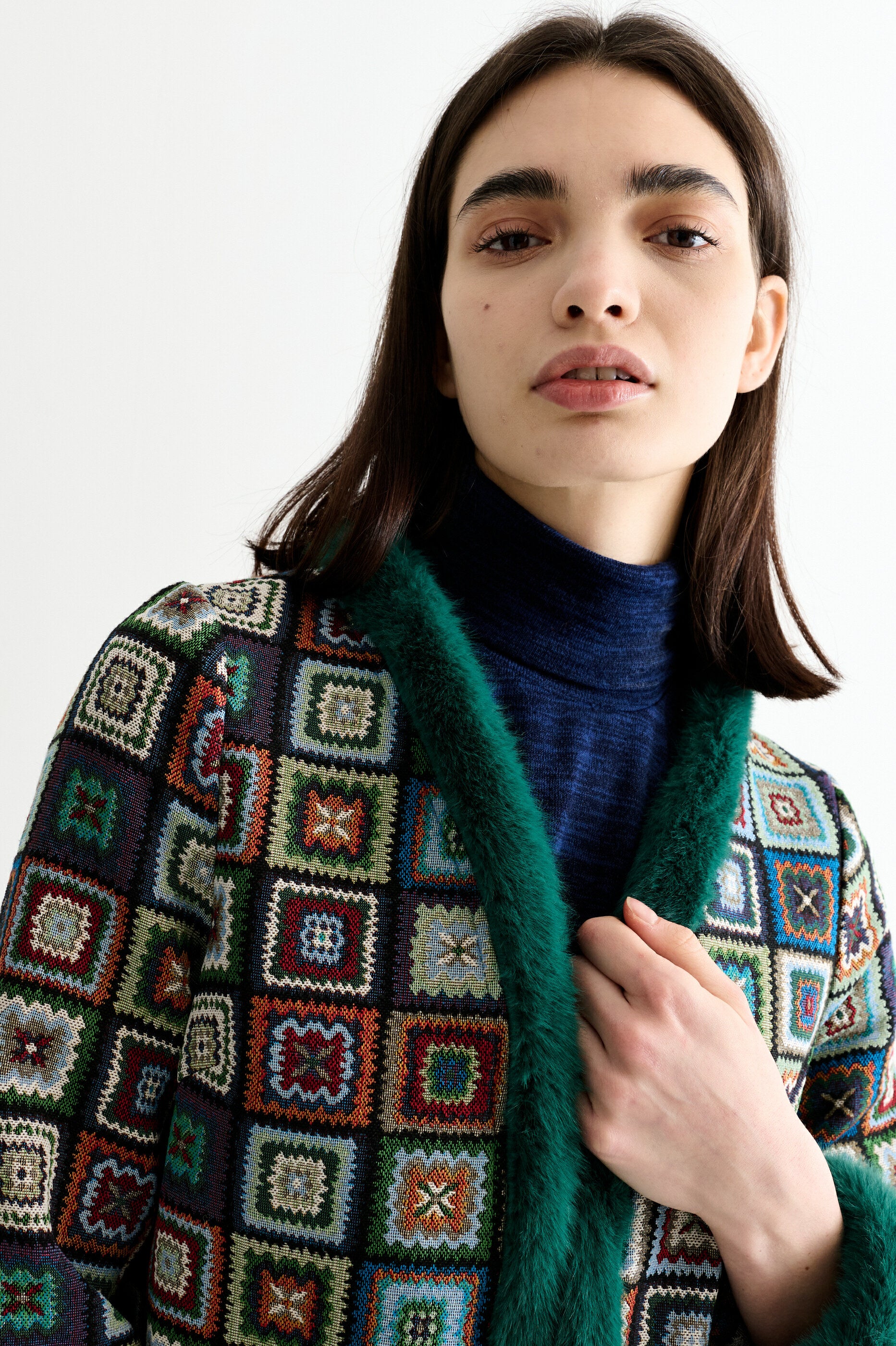 Delphia 70'S Patch Jacquard Fur Trim Coat - Detail 3