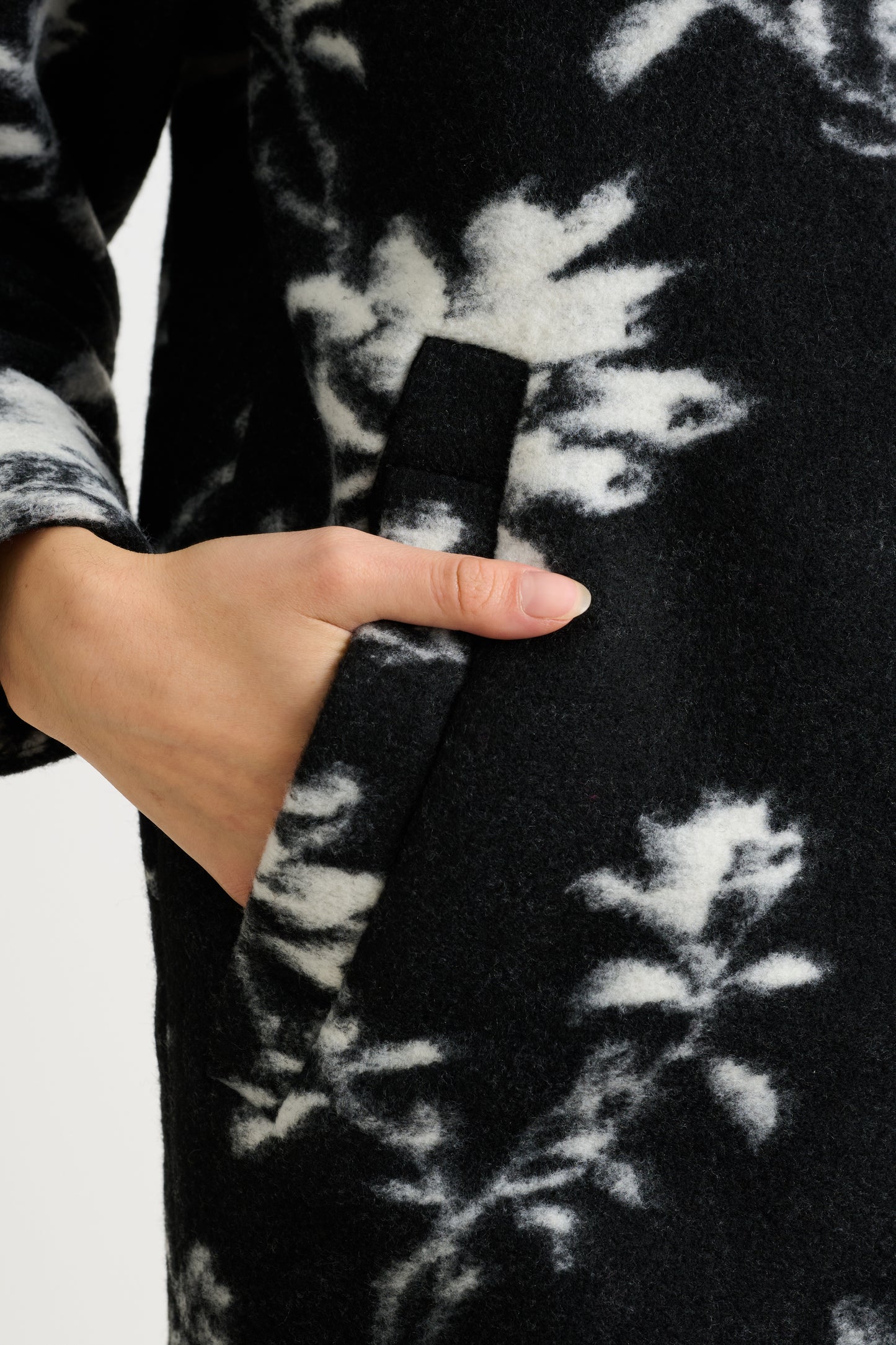 Donalda Power Bloom Funnel Neck Coat