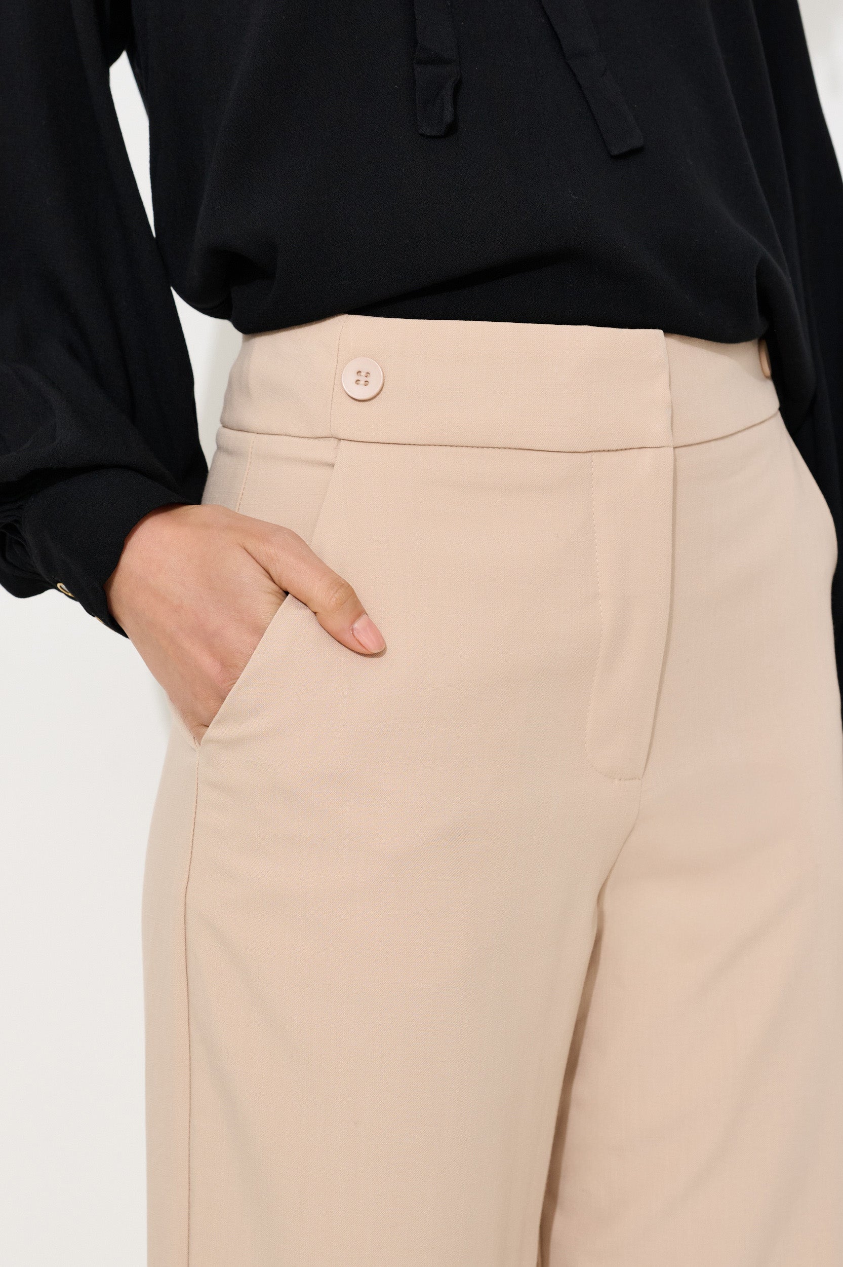 Elina Camel Wide Leg Cropped Trouser - Detail 3