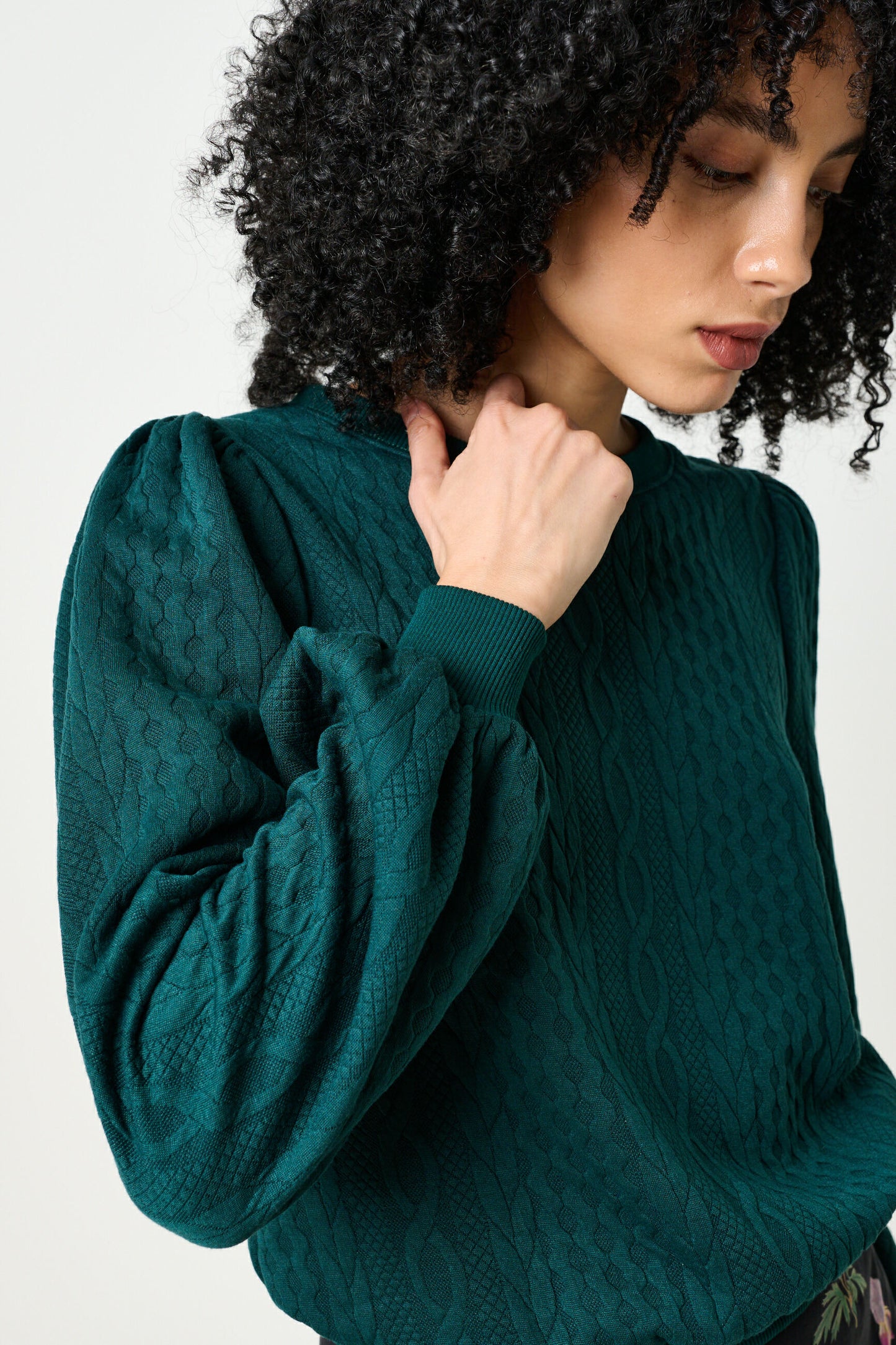 Ellie Cable Quilt Puff Sleeve Sweatshirt - Fir Green