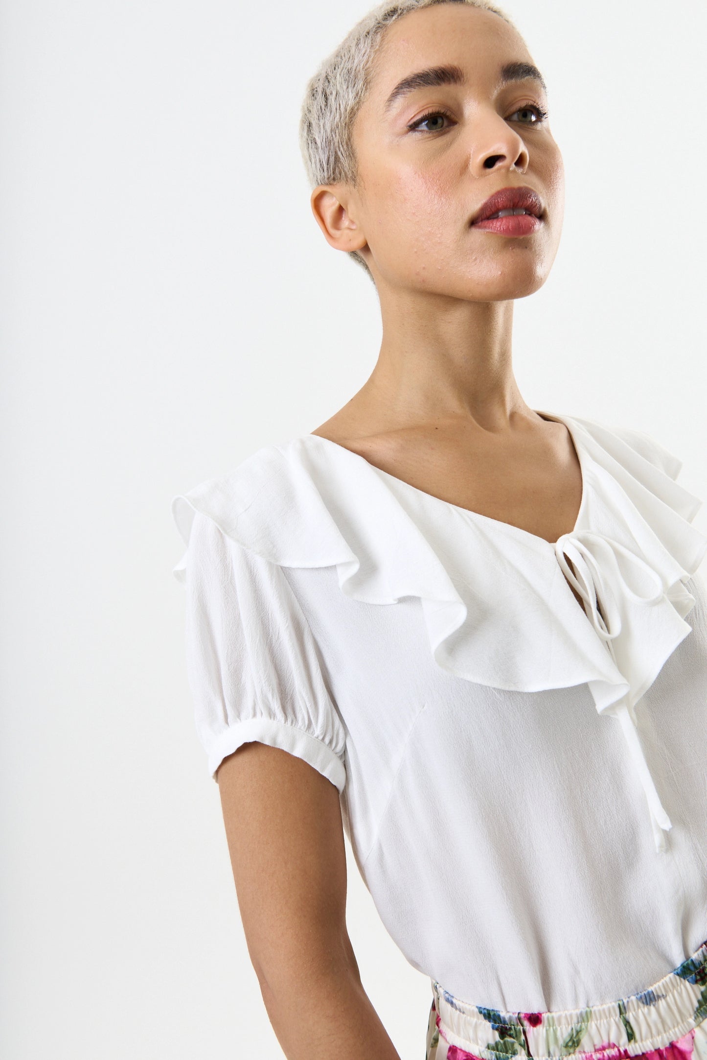 Eloise Moss Crepe Frill Collar Blouse - Off White