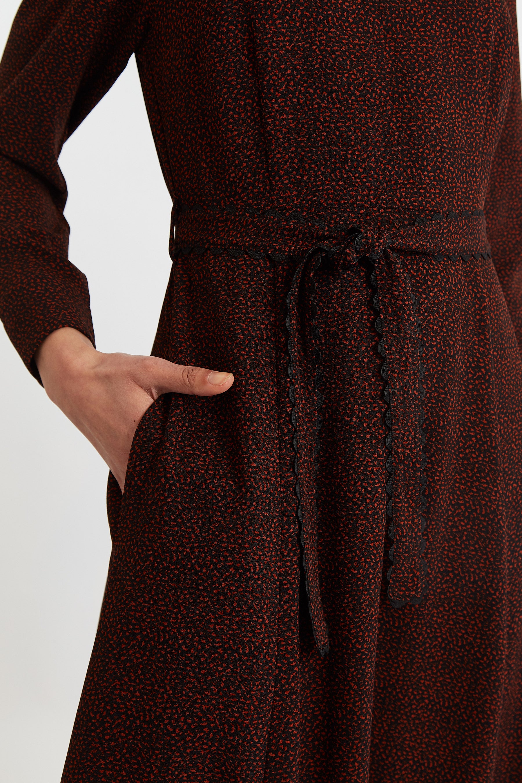 Everly Freckle Print Long Sleeve Midi Dress - Detail 2