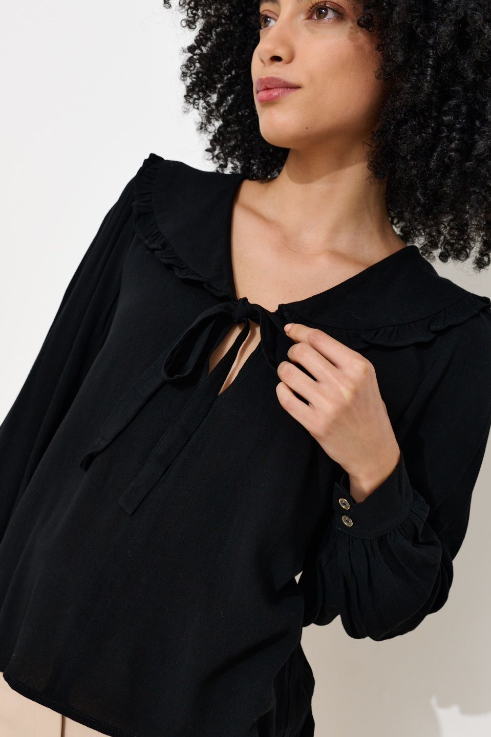 Gaela Moss Crepe Statement Collar Long Sleeve Blouse - Detail 1