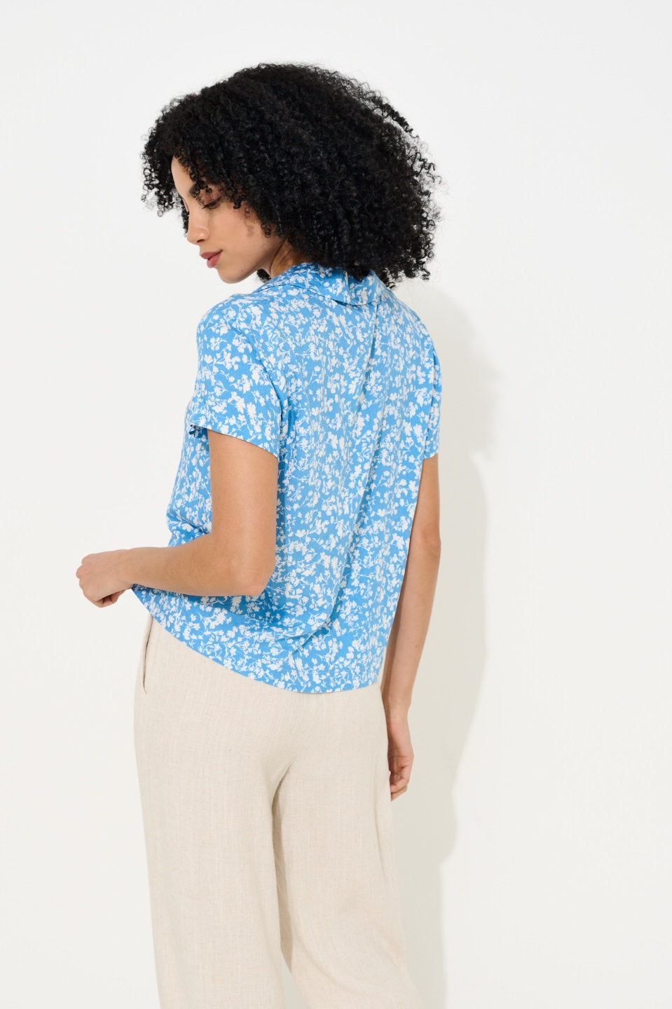 Marika Negative Floral Print Short Sleeve Shirt Blue