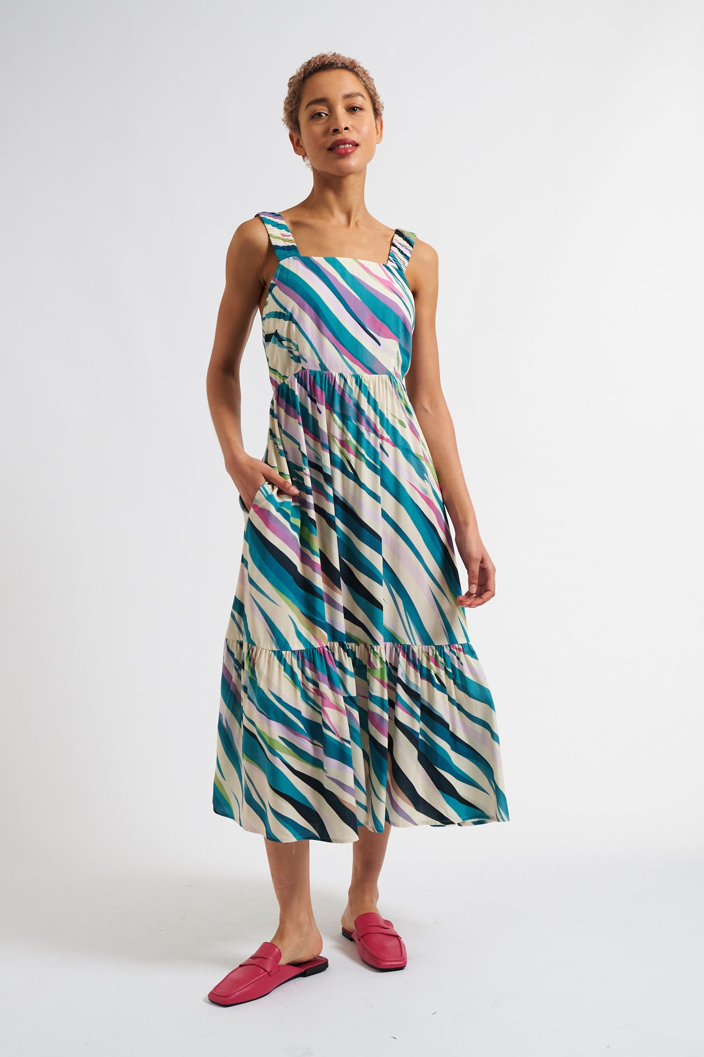 Jema Diagonal Wave Print Midi Sundress