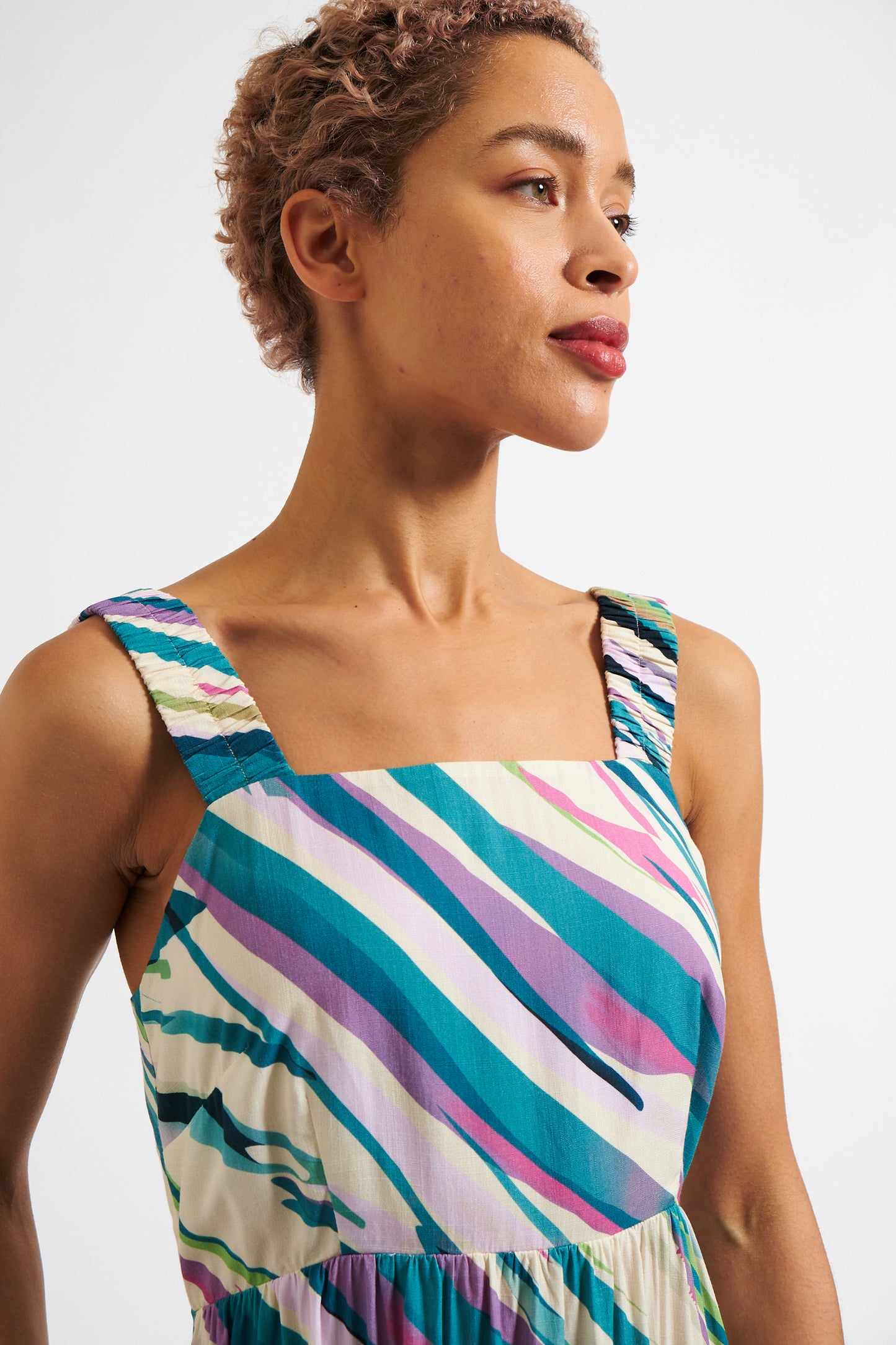 Jema Diagonal Wave Print Midi Sundress