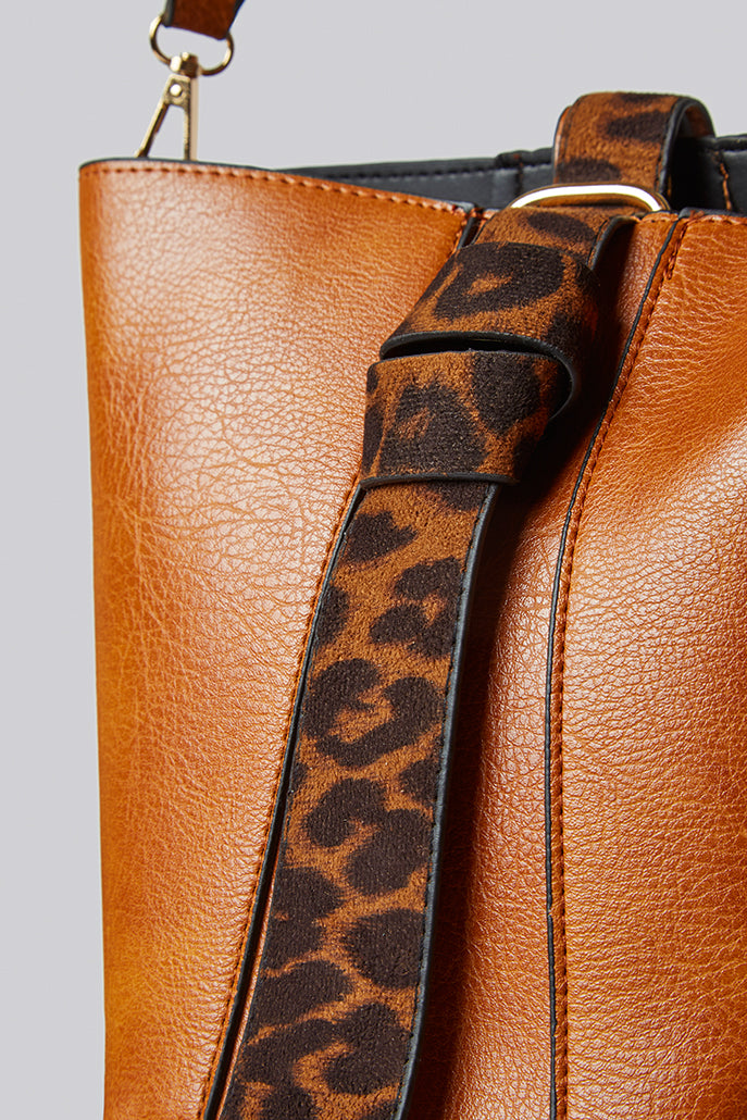 Camel sales bucket bag