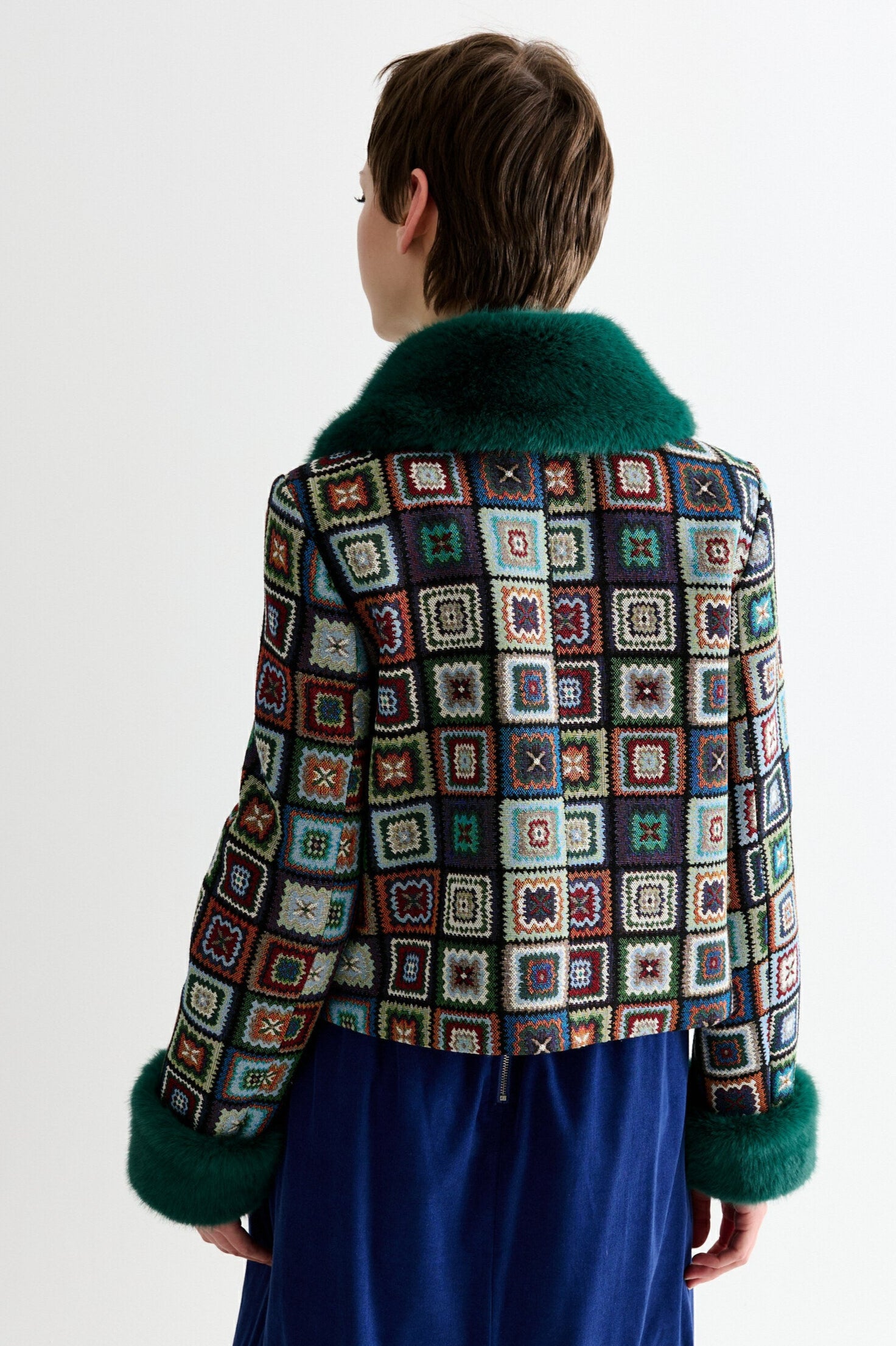 Kent 70'S Patch Jacquard Fur Trim Cropped Jacket