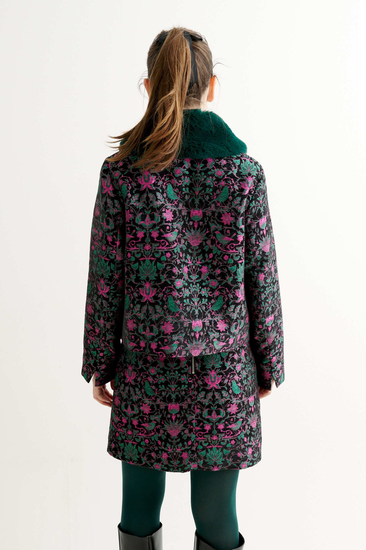 Apple Belle Plume Fur Trim Cropped Jacket