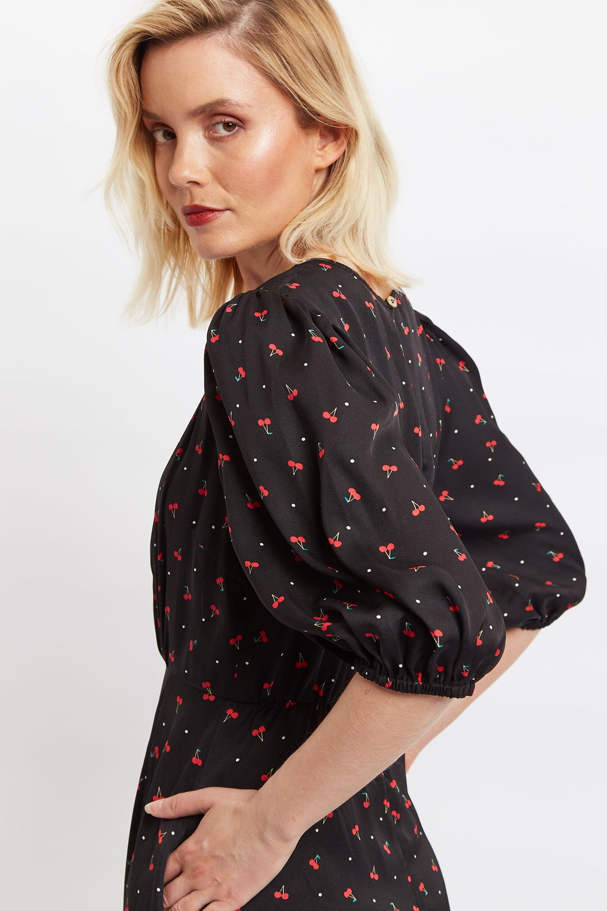 Louche Leonore Cherry Pie Print Square Neck Midi Dress - Detail 1