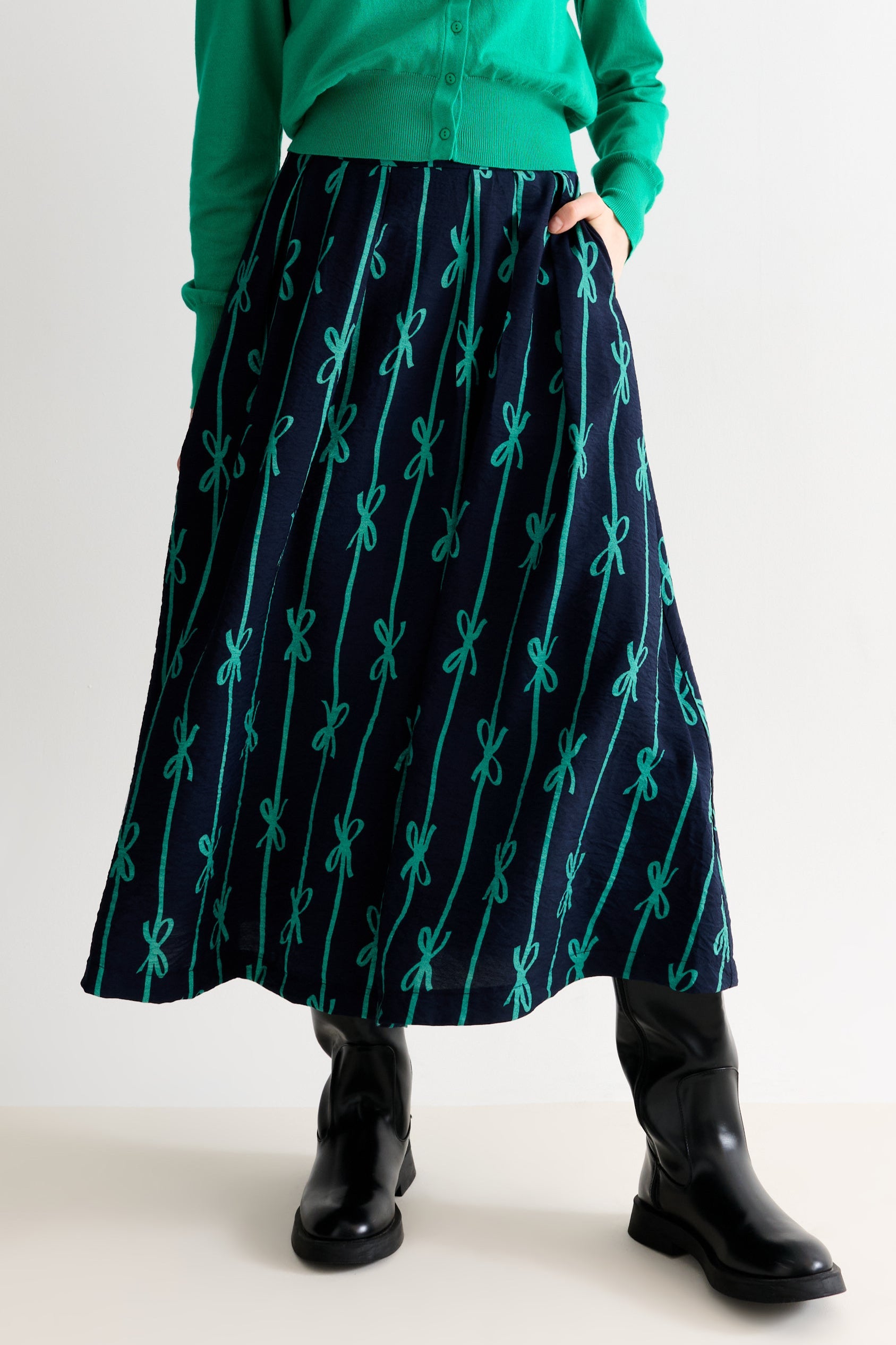 Lizea Tie Up Midi Skirt - Navy