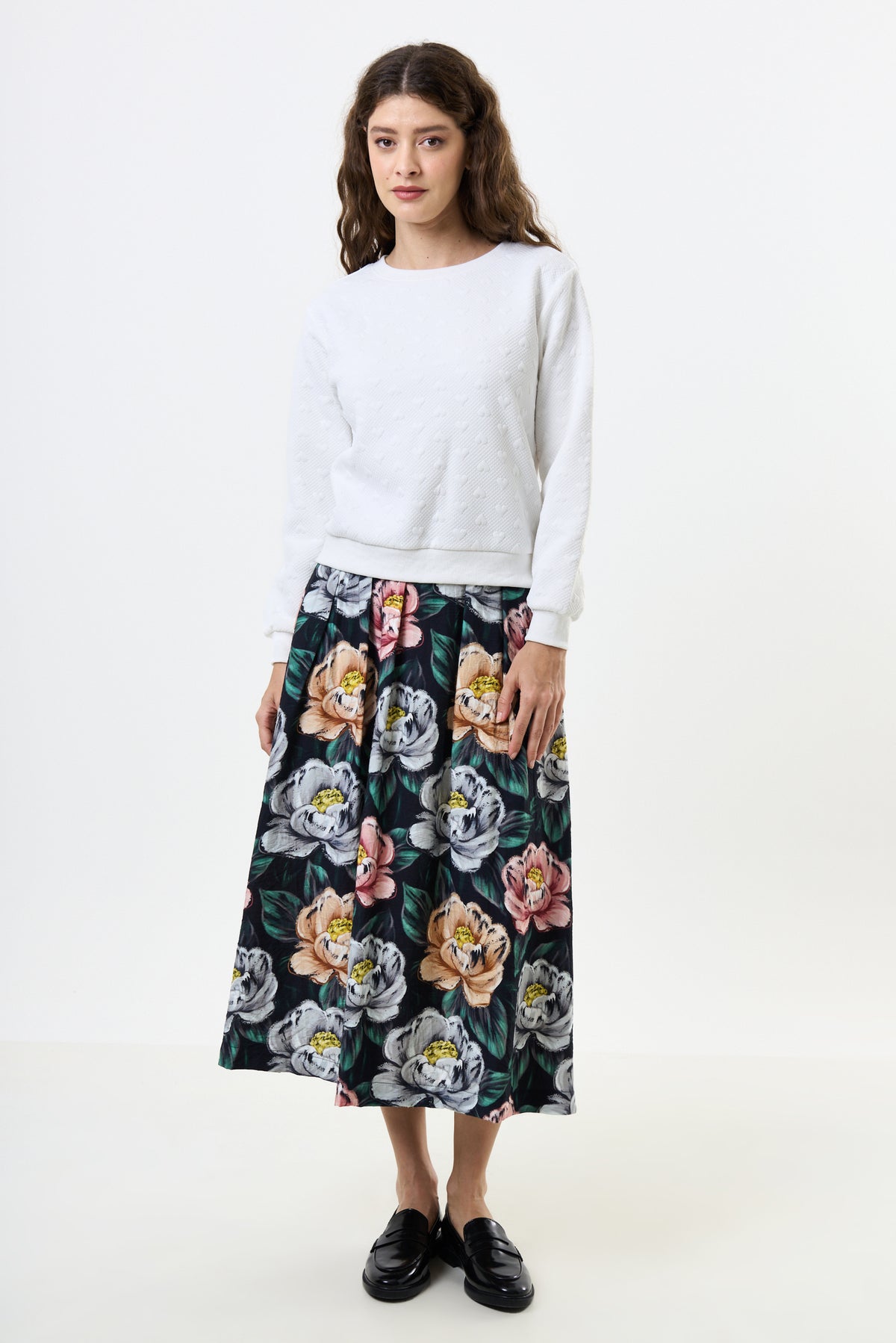 Lizea Lizea Peonies Print Pleated Midi Skirt - Black