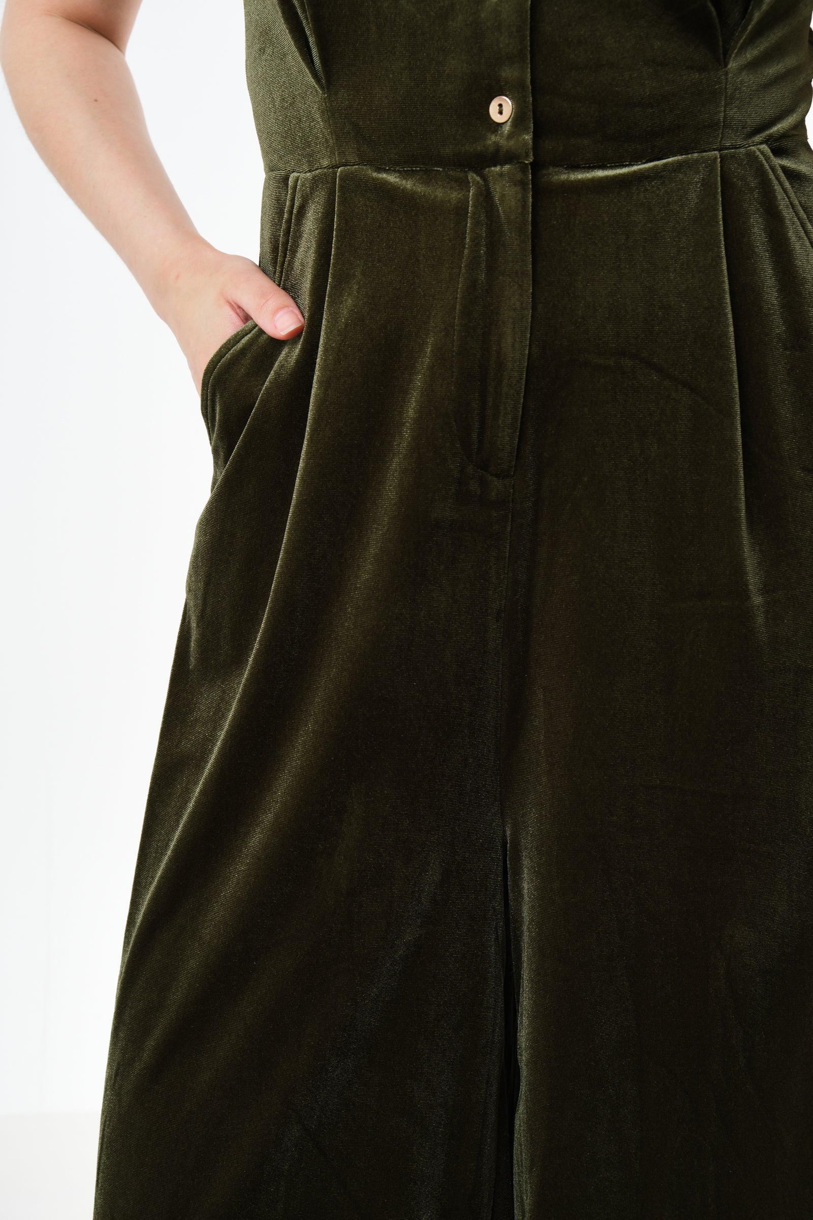 Lyes Velvet Short Sleeved Jumpsuit - Sage - Detail 2