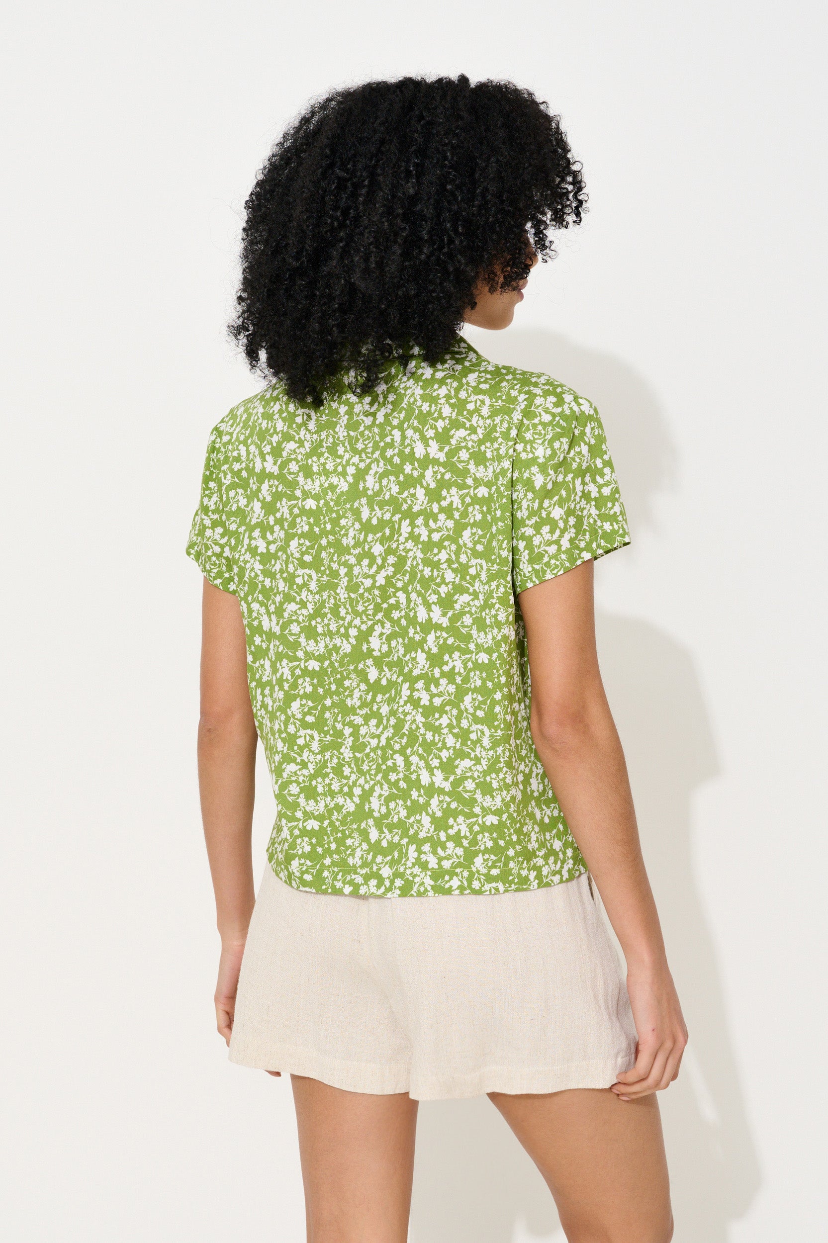 Marika Negative Floral Print Short Sleeve Shirt Green