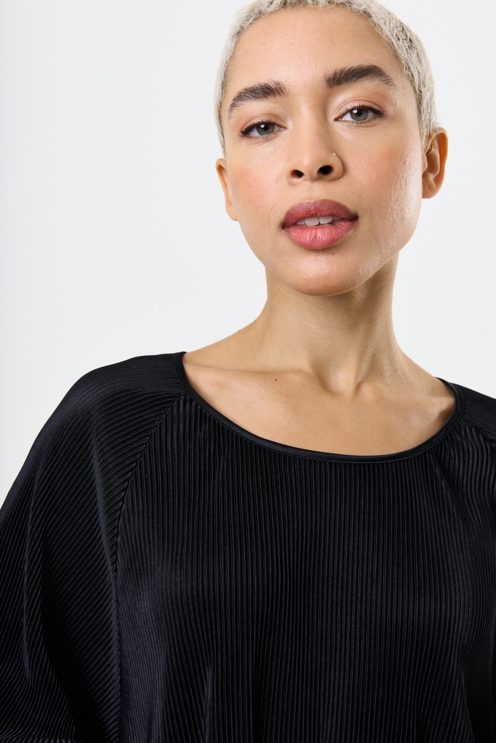 Mayanna Pleat 3/4 Sleeve Top - Black - Detail 1