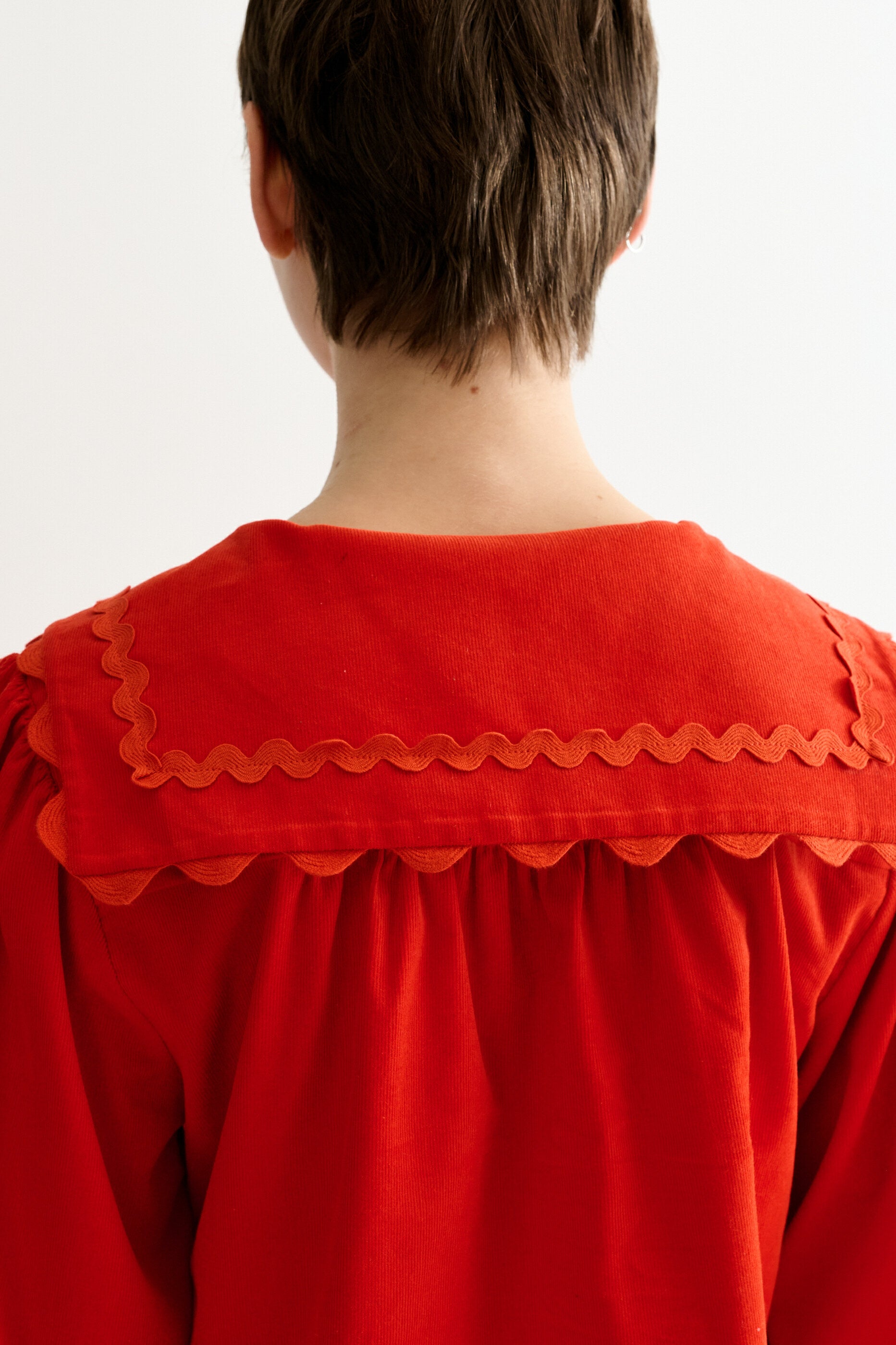 Pallas Babycord Big Collar Ric Rac Trimmed Blouse - Red - Detail 2