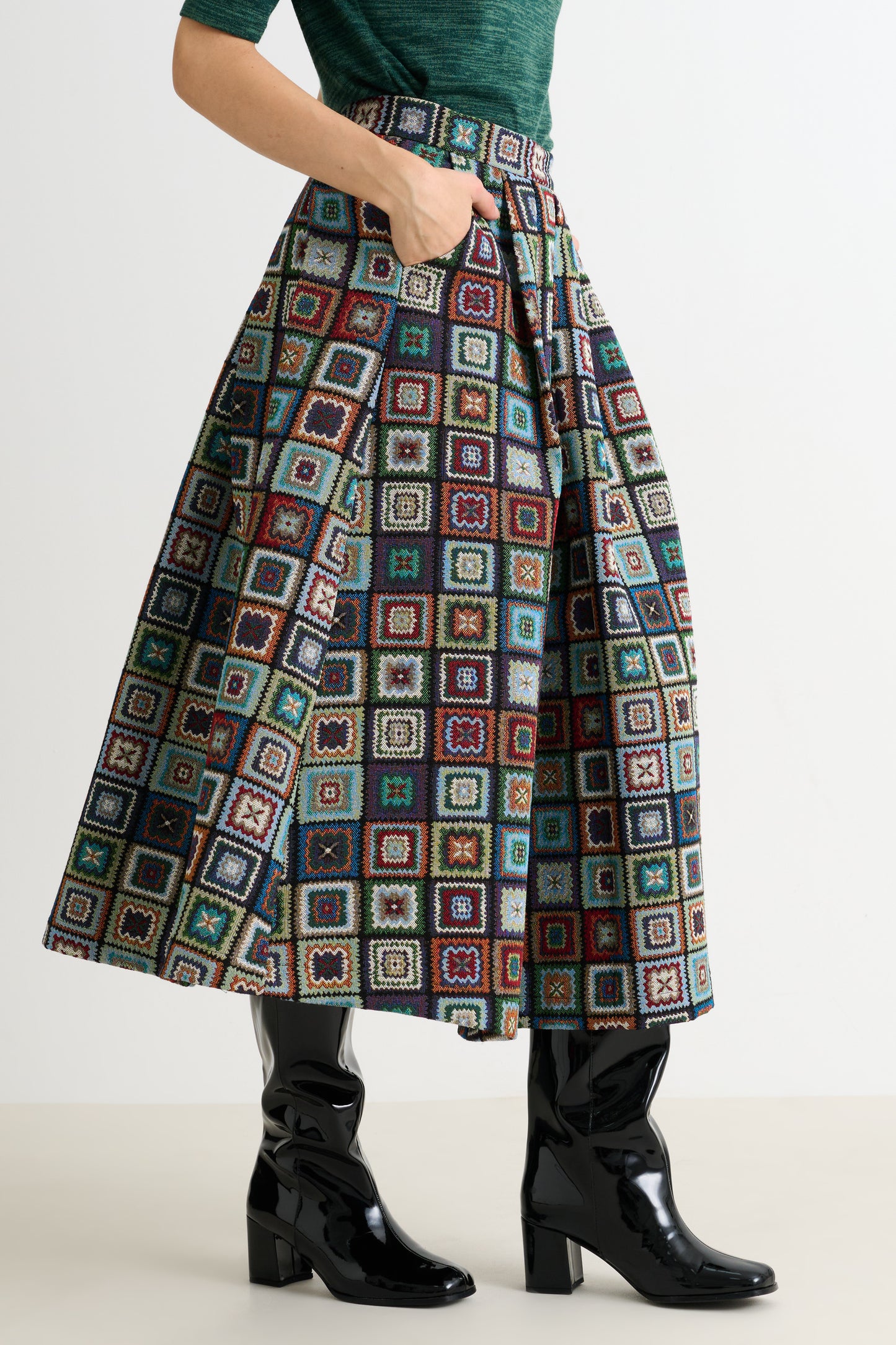 Pasadena 70'S Patch Jacquard Midi Skirt - Multicoloured