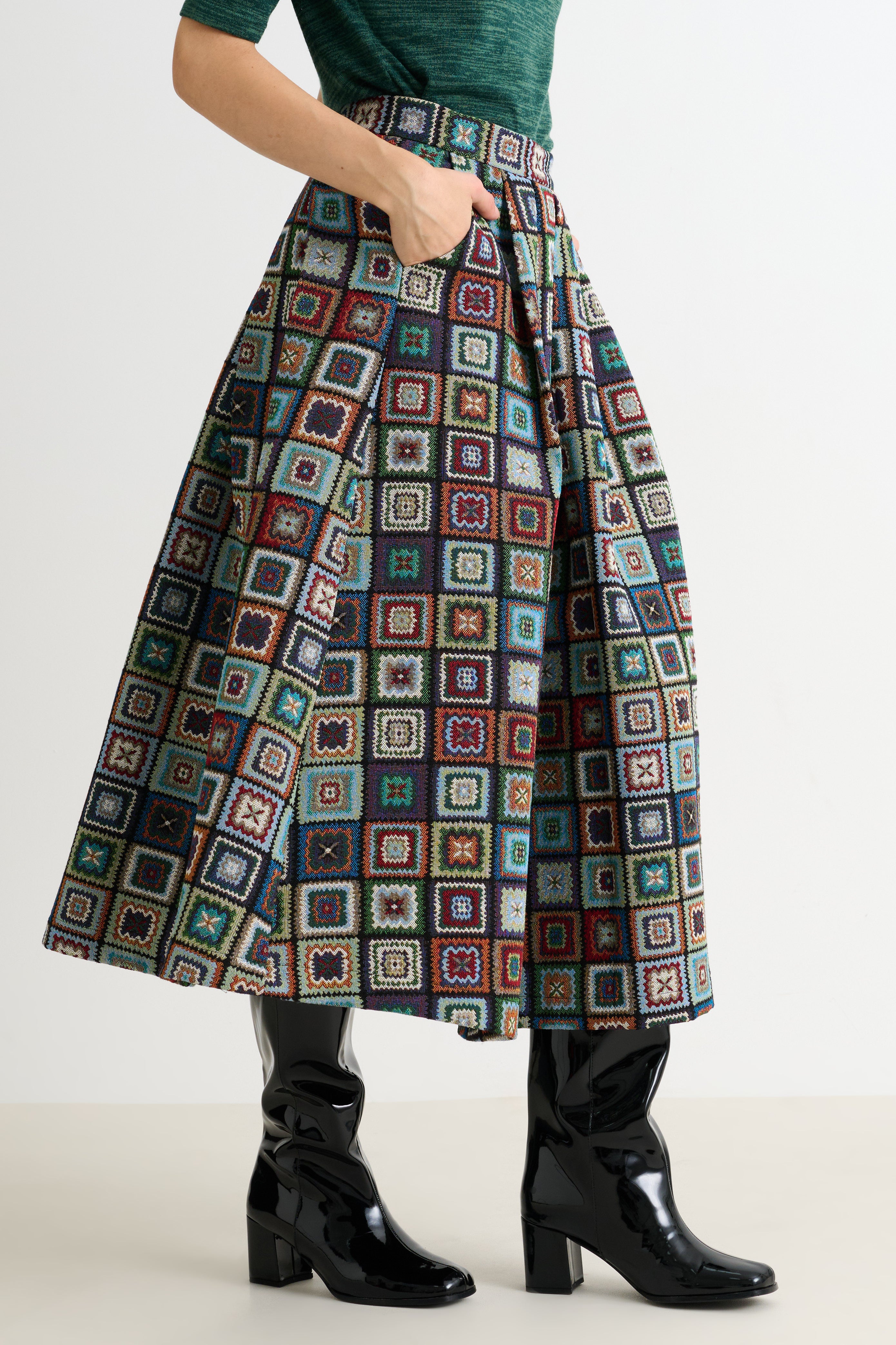 Pasadena 70'S Patch Jacquard Midi Skirt - Multicoloured