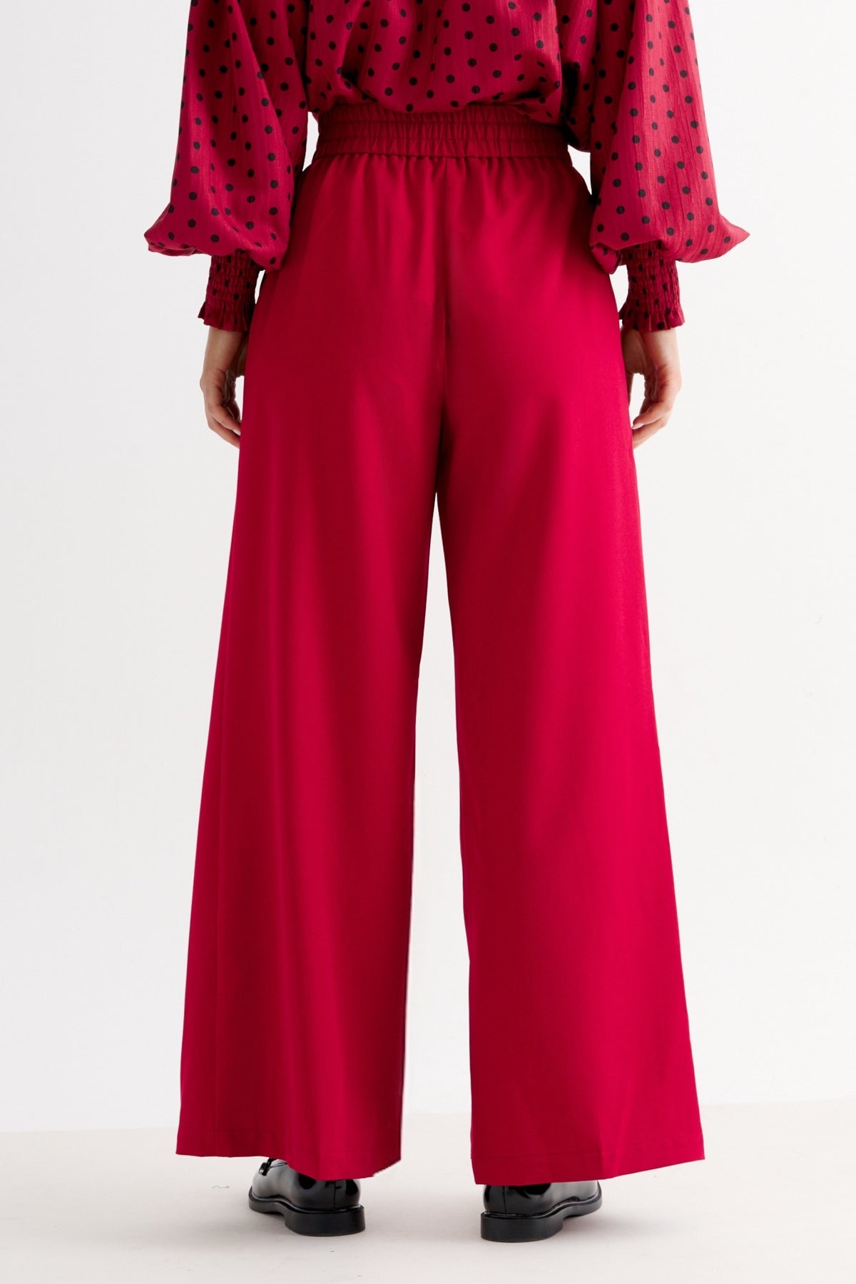 Tyler Fine Twill Pleat Front Wide Leg Trouser - Chilli Red