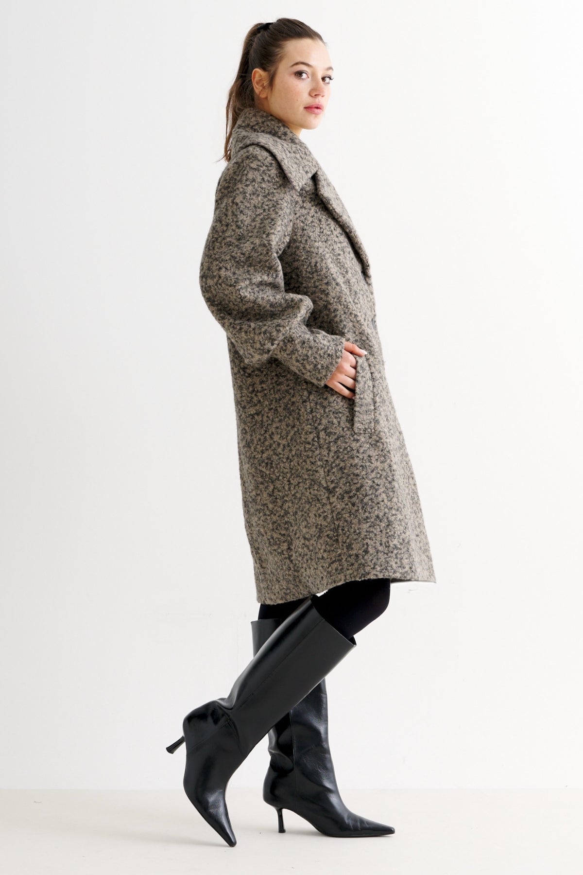 Mischa Boucle Coat - Biscuit