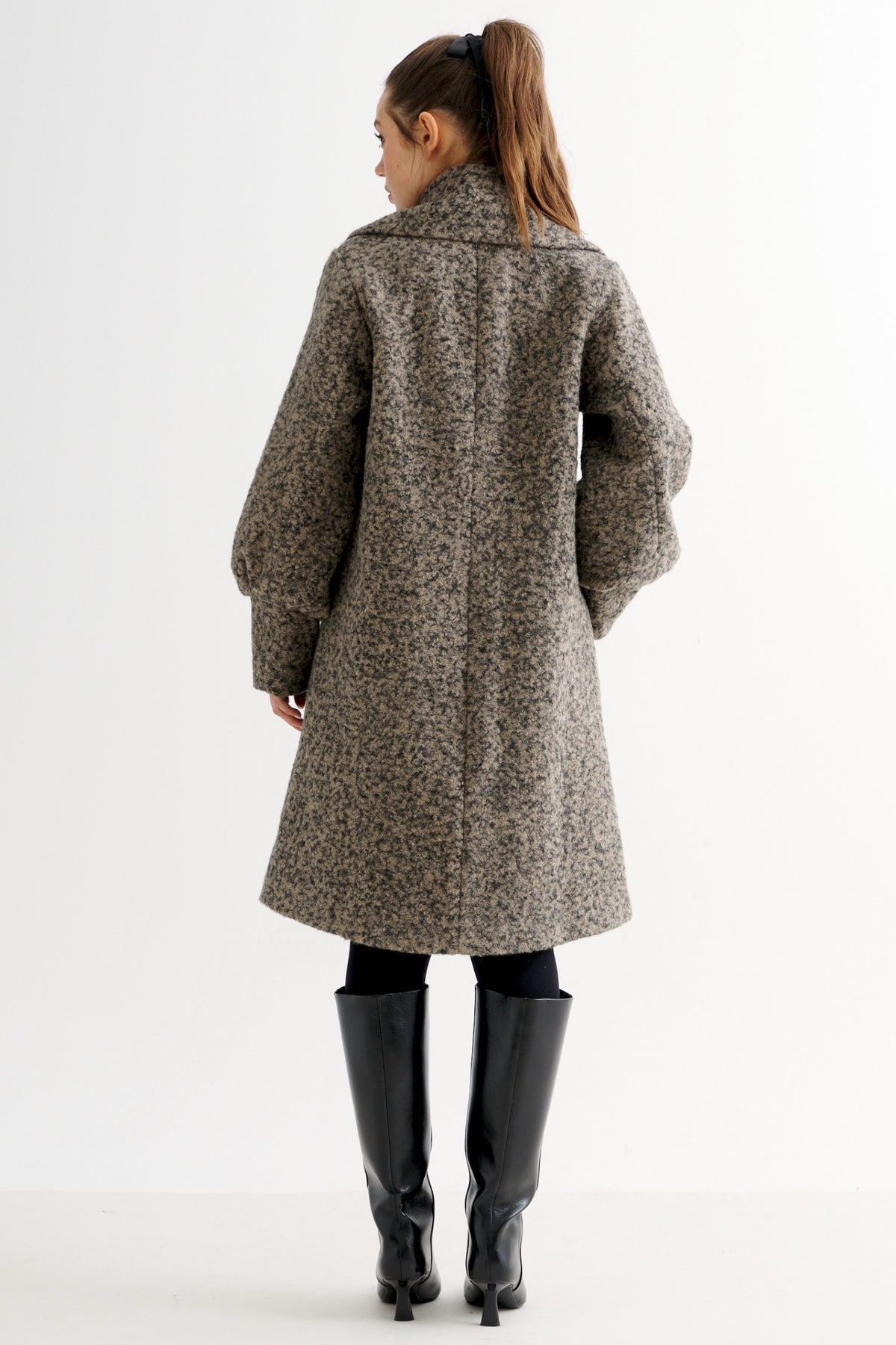Mischa Boucle Coat - Biscuit