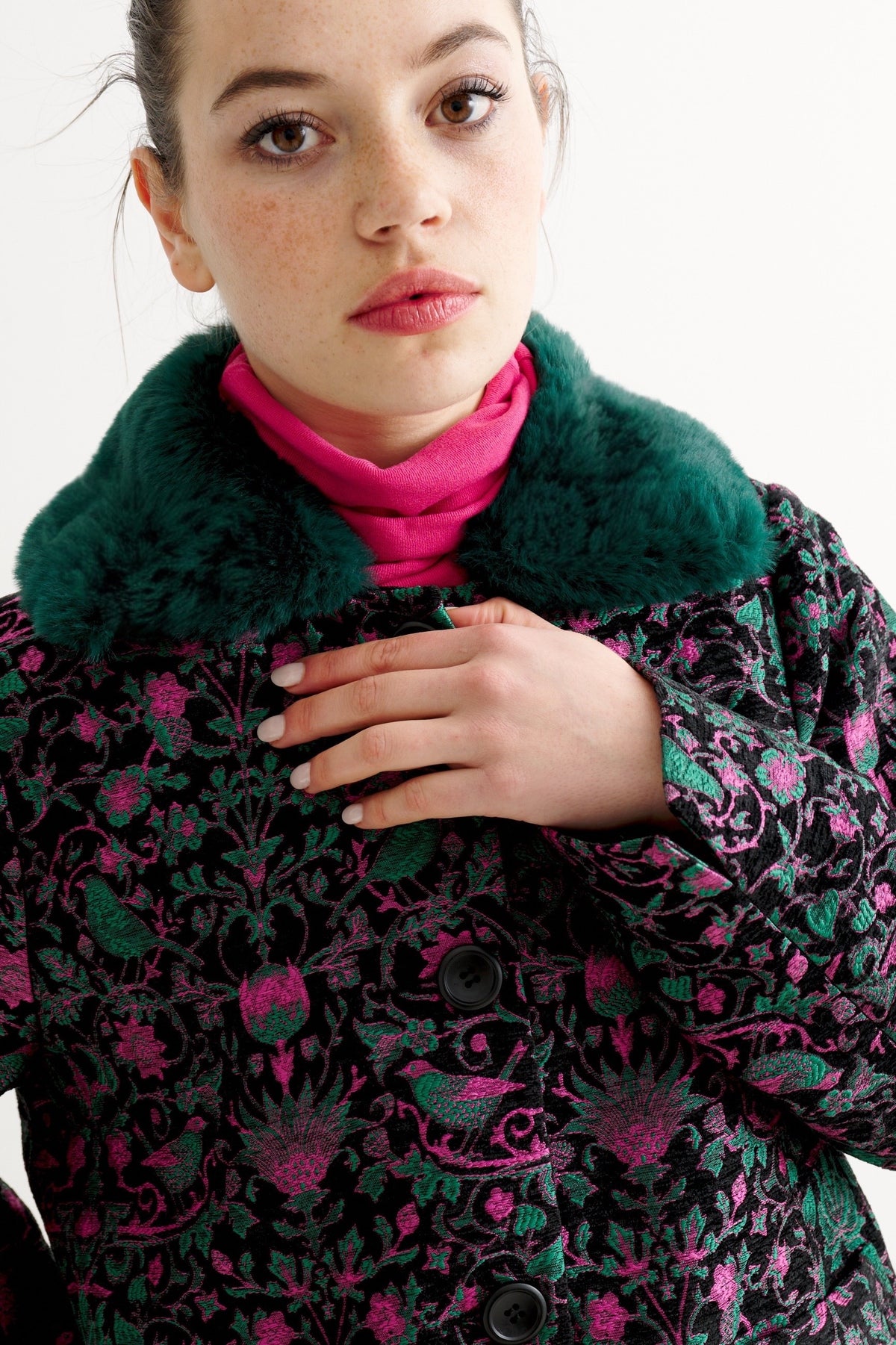 Apple Belle Plume Fur Trim Cropped Jacket