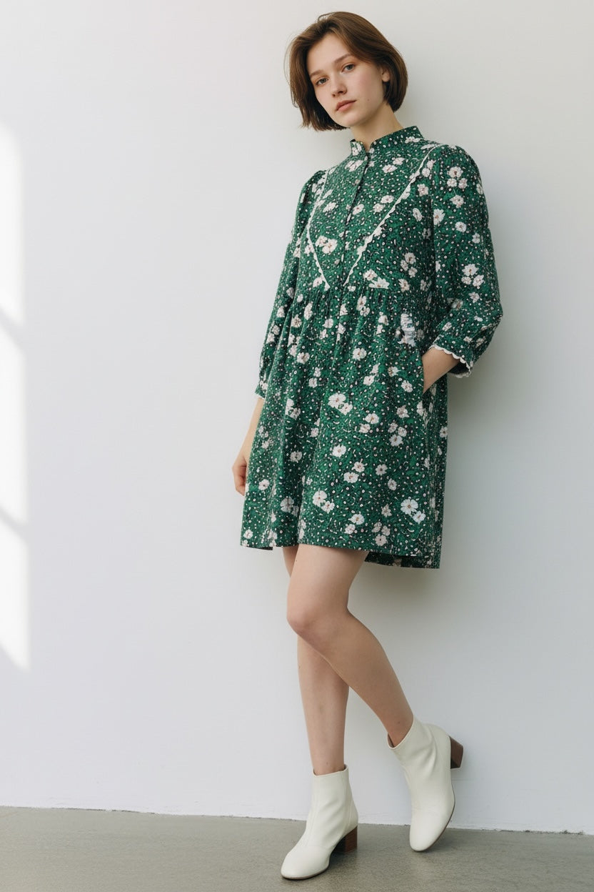 Louche Suzanne Roaring Daisy Print Long Sleeve Mini Dress - Green - Front