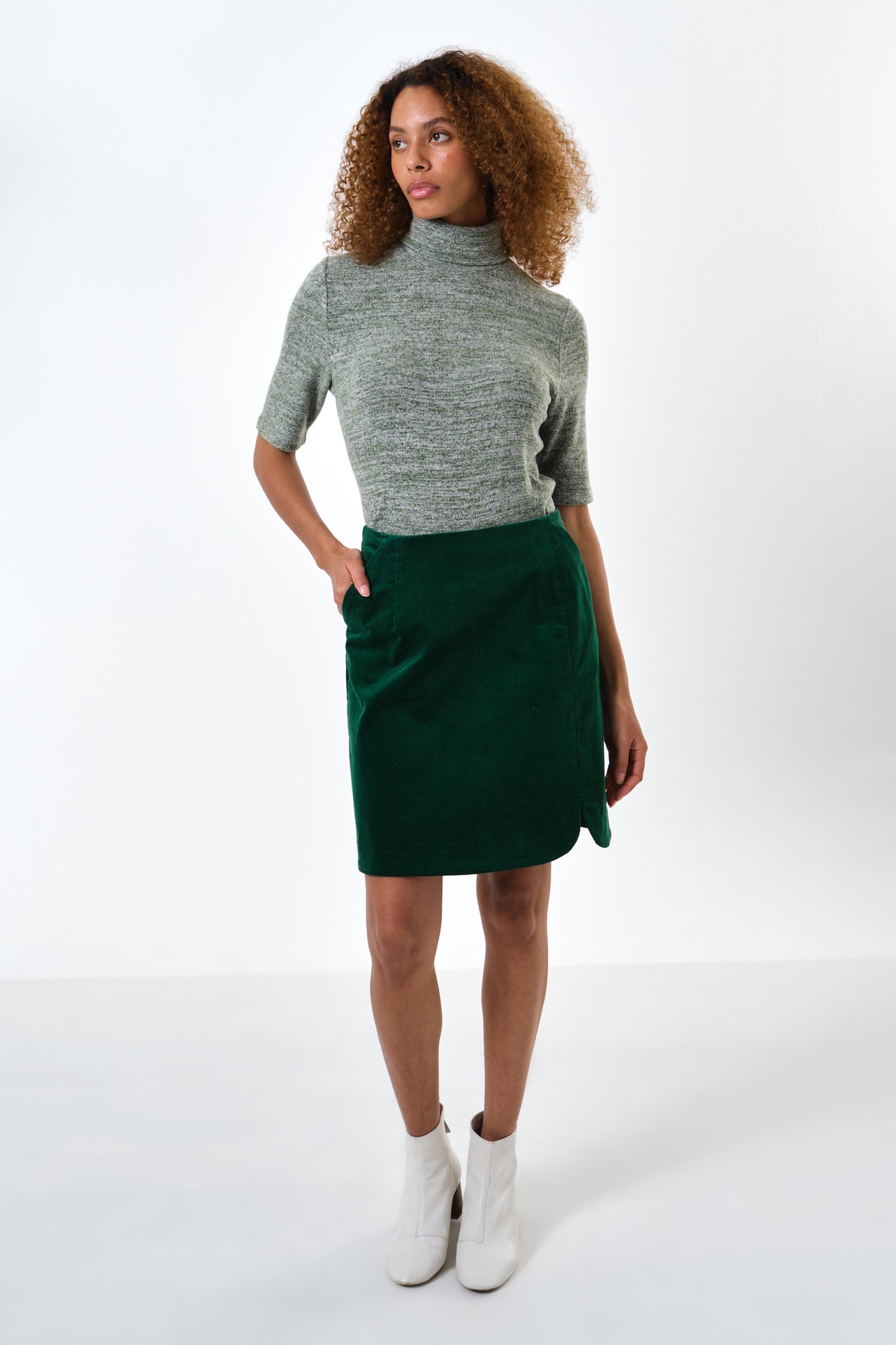 Ria Babycord A-Line Mini Skirt Dark Green – JOY