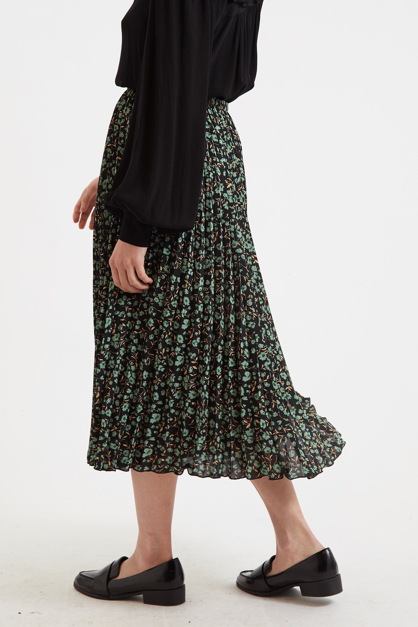 Sabina Fleur Vert Print Pleated Midi Skirt