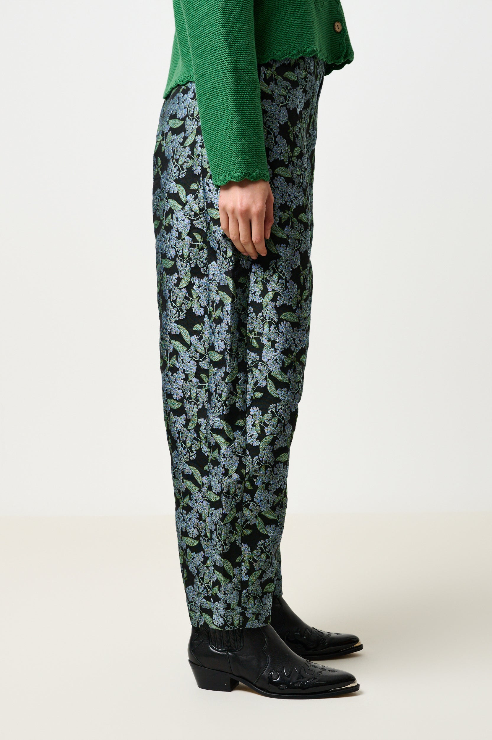 Sutton Blossom Jacquard Barrel Trouser