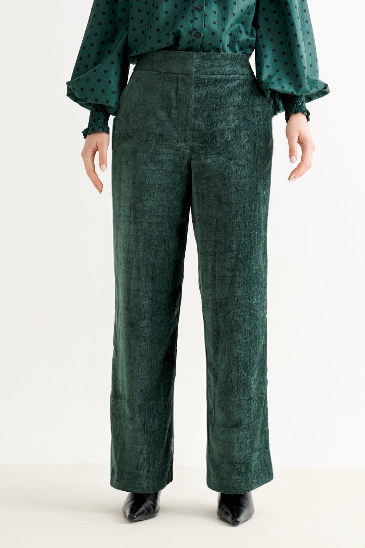 Tilde Matte Velvet Straight Cut Trouser - Forest Green