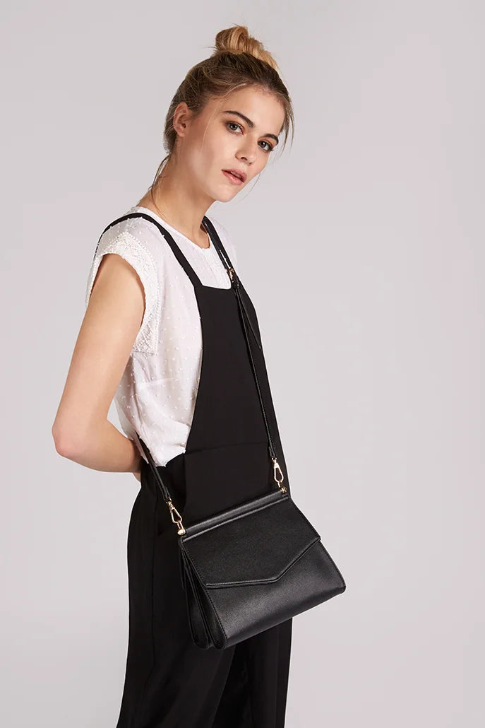 Thea Crossbody Bag in Black