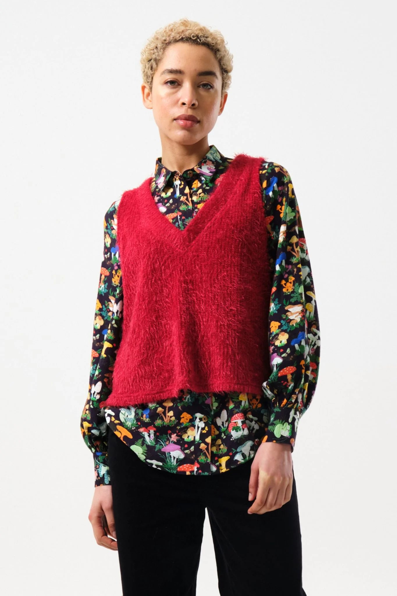 Isaac Eyelash V-Neck Tank Top - Red - Detail 2