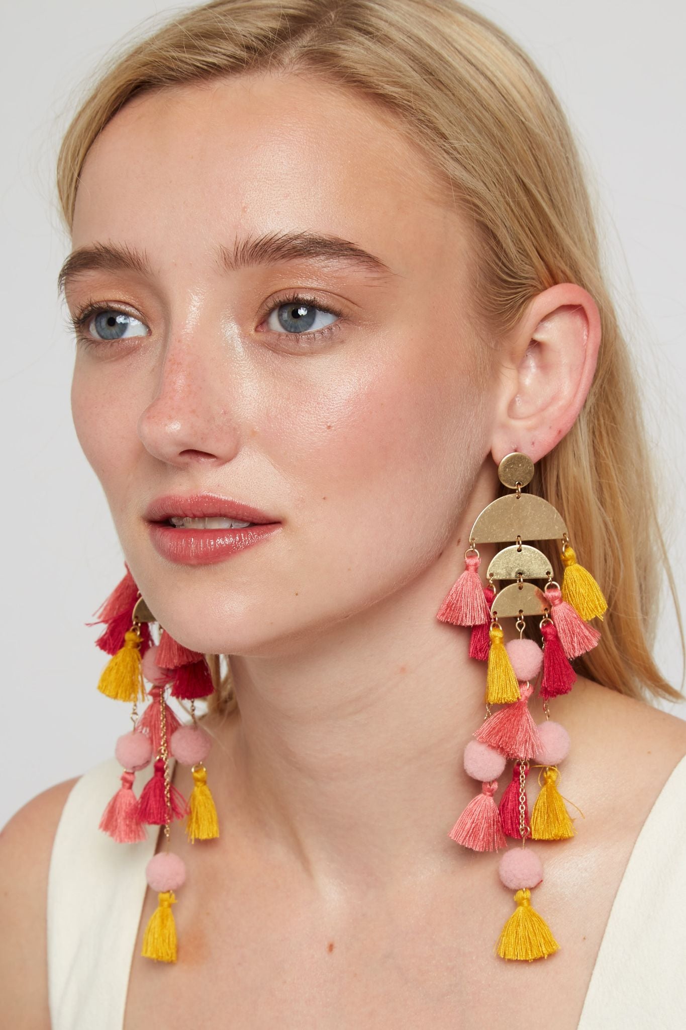 Sapphira Long Tassel Pendant Stud Earring - Detail 1