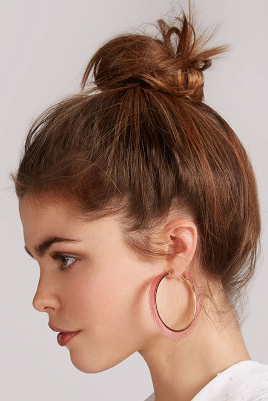 Gigi Feather Hoop Earrings - Pink