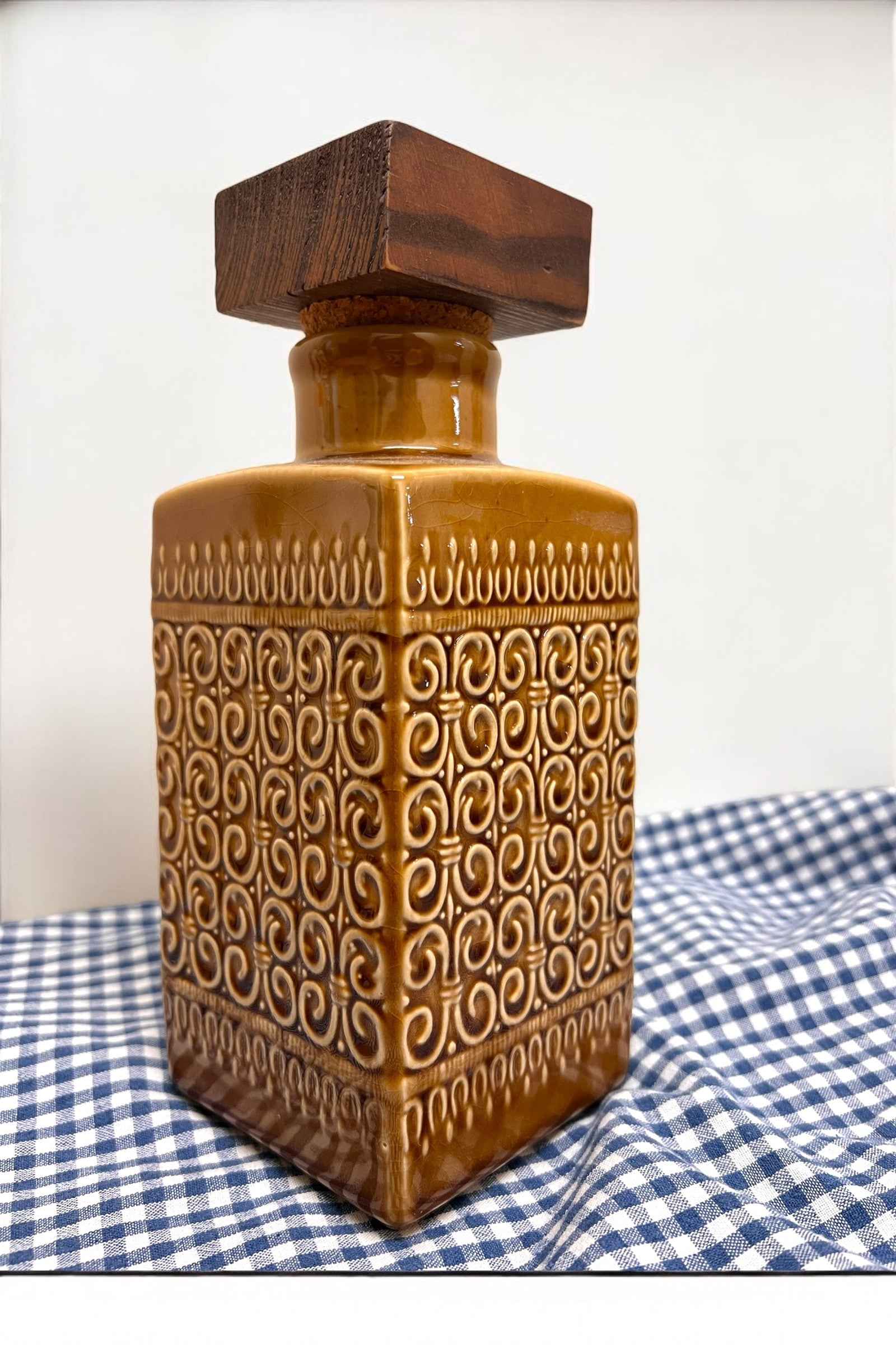 Vintage Style Brown Patterned Bottle