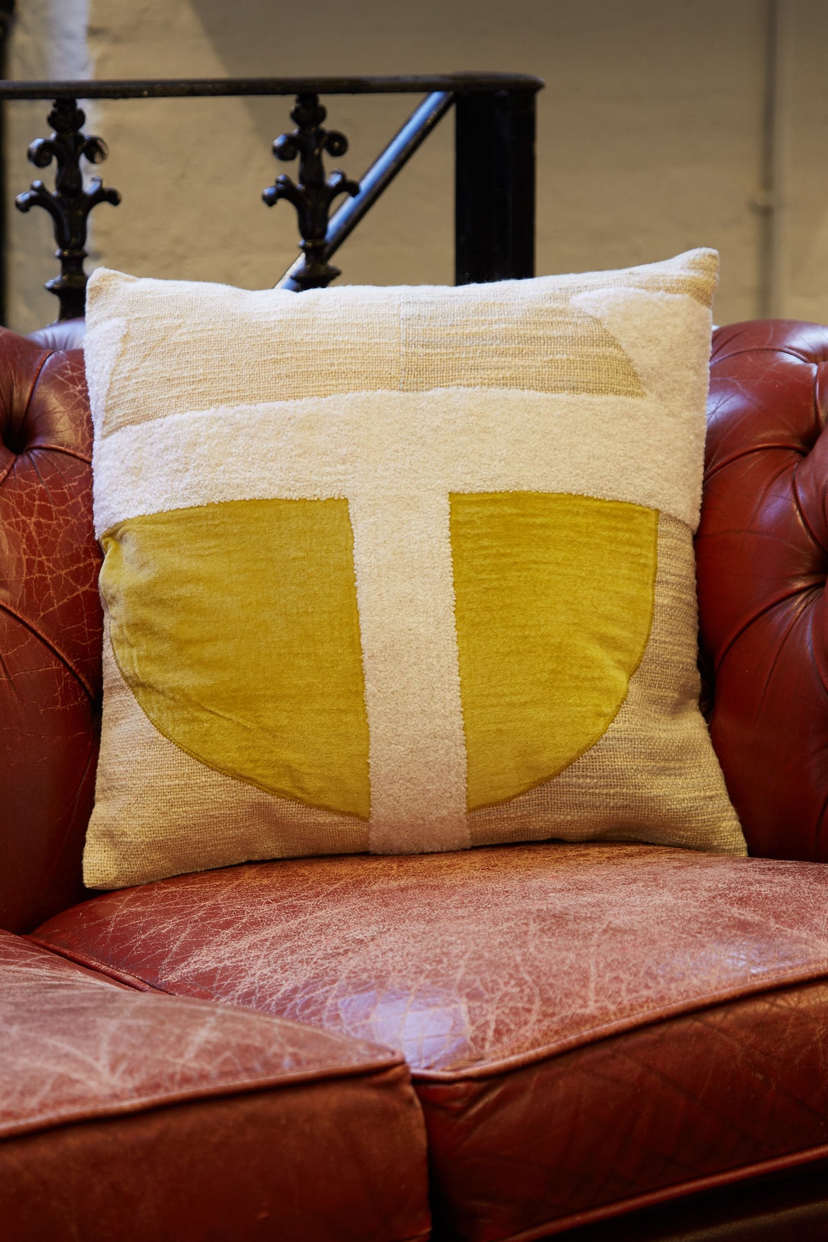 3D Abstract Circle Woven Applique Cushion